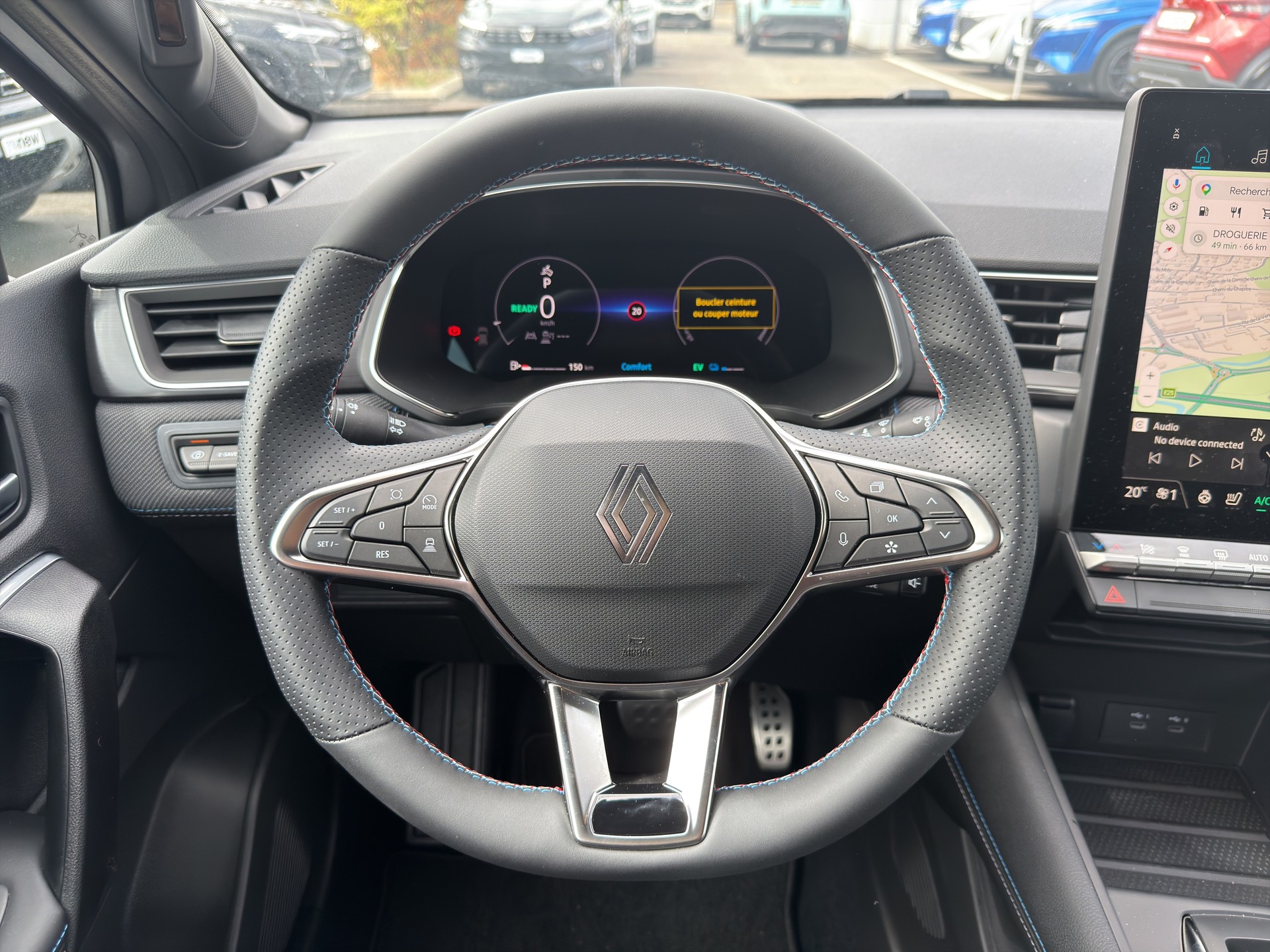 RENAULT Captur 1.3 TCe Esprit Alpine EDC-image-9