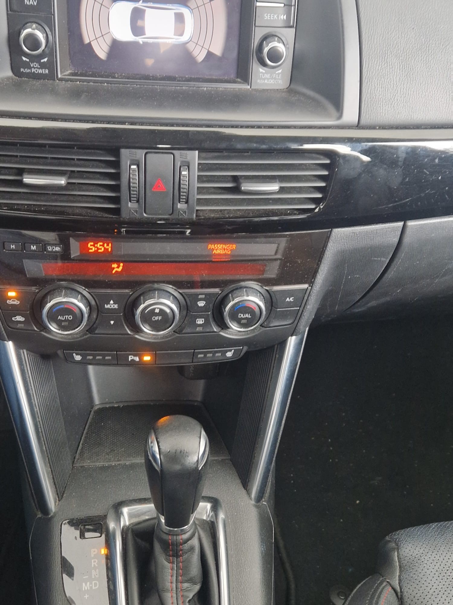 MAZDA CX-5 2.2 D HP Revolution AWD Automatic-image-7