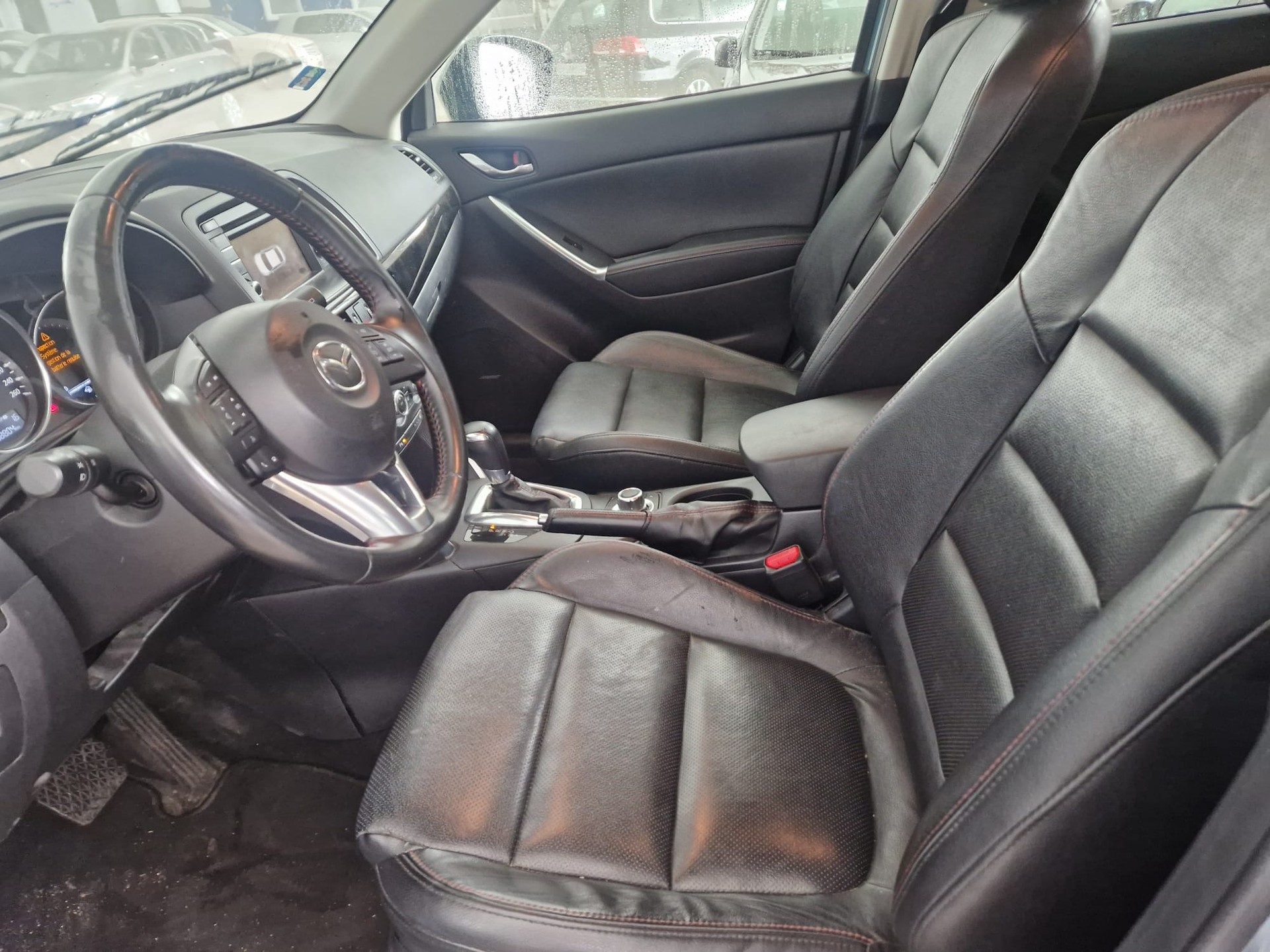 MAZDA CX-5 2.2 D HP Revolution AWD Automatic-image-6