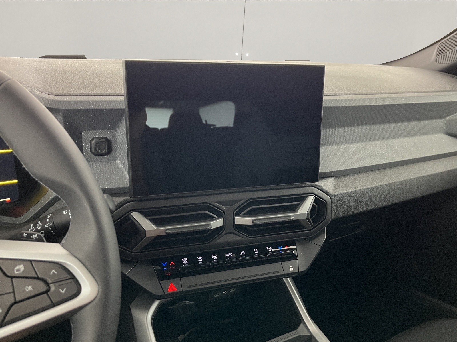 DACIA Bigster 1.2 Hybrid Journey 4WD-image-11