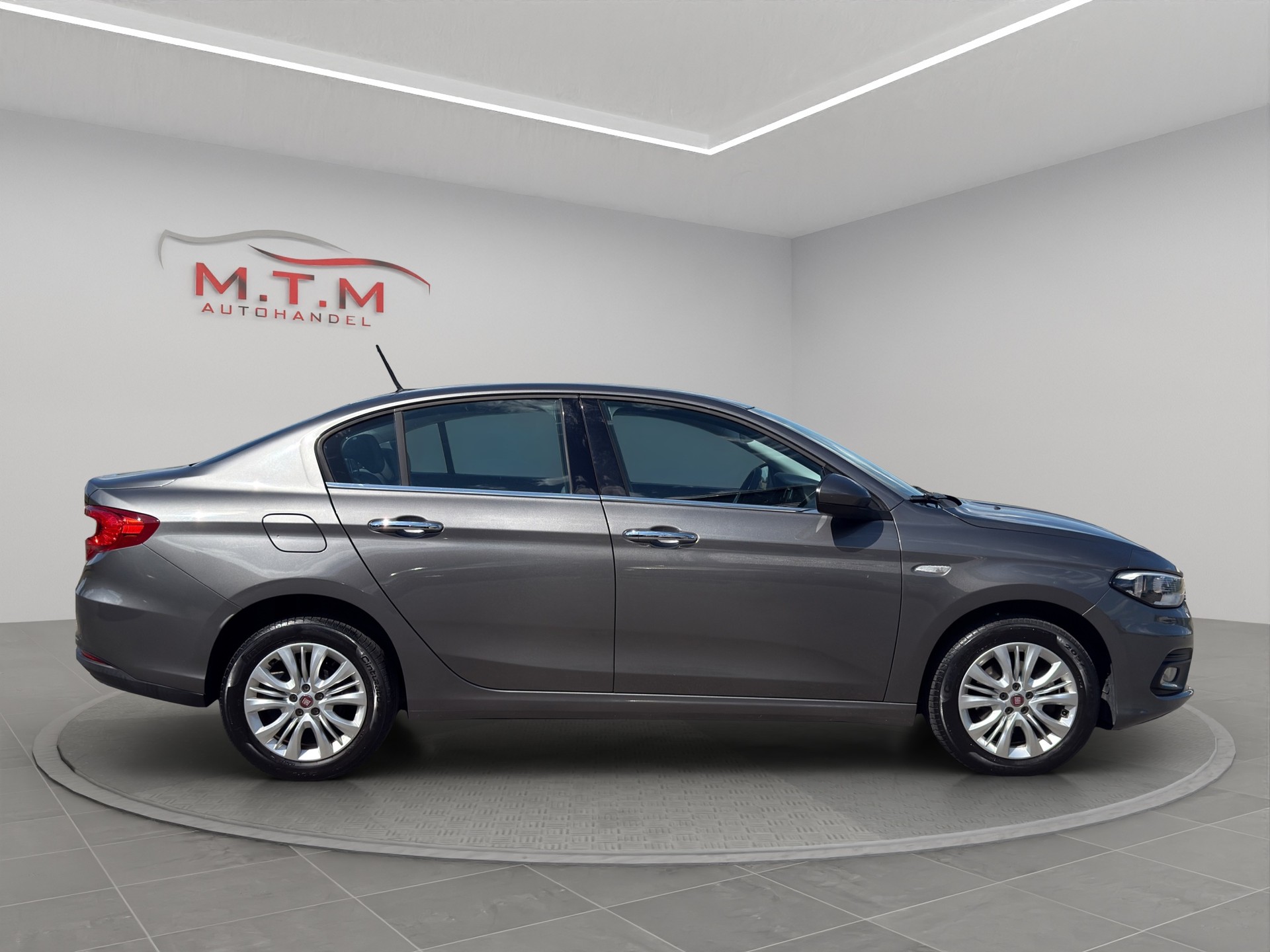FIAT Tipo 1.6 Lounge DCT-6-image-13