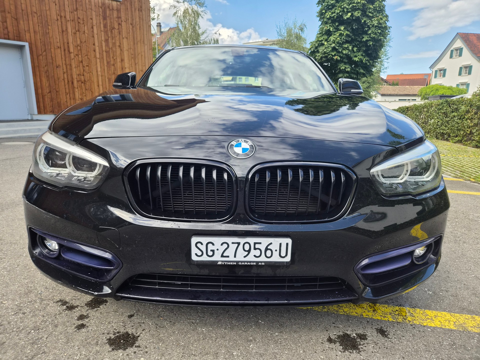 BMW 118i Sport Line-image-3
