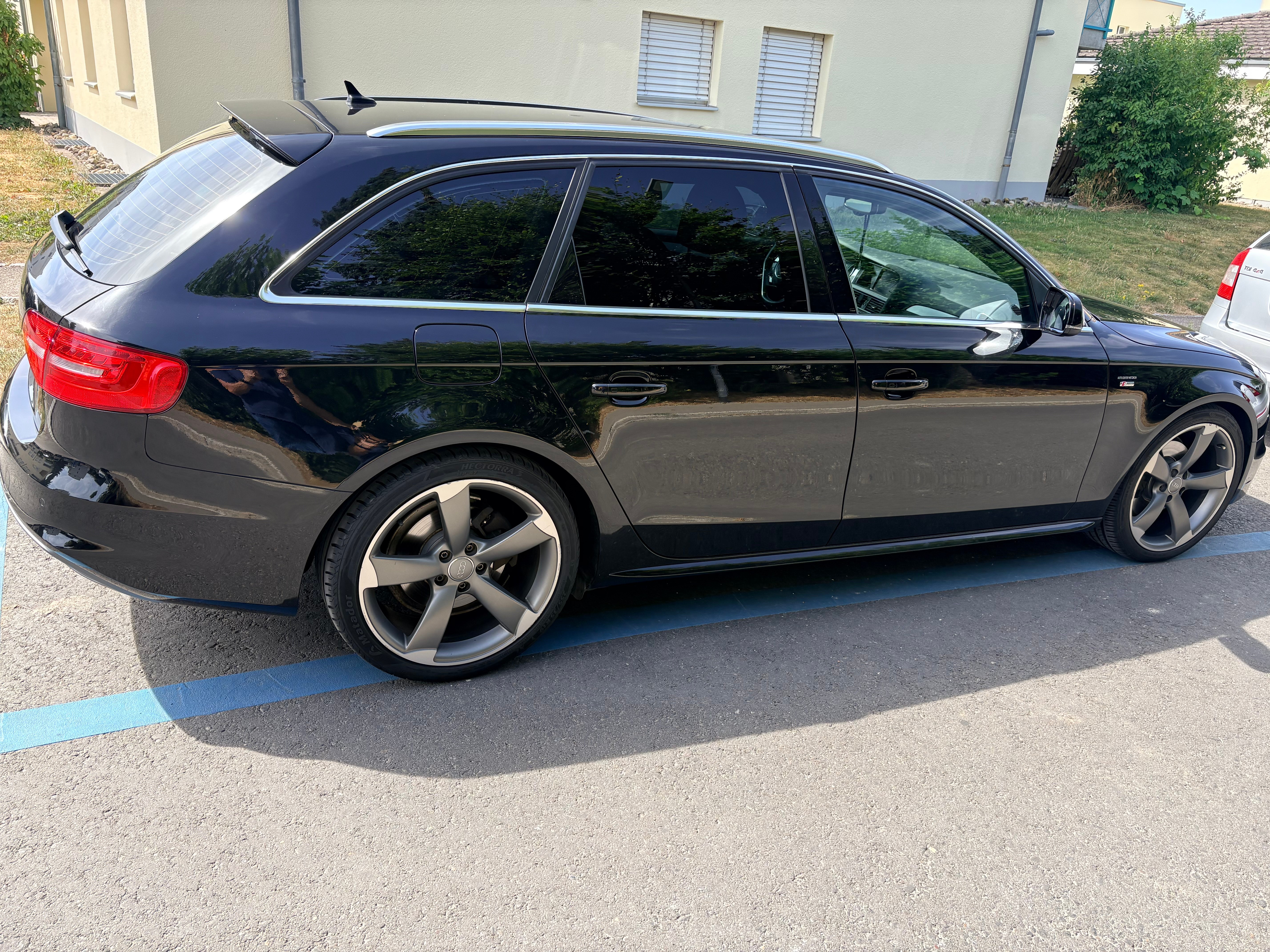 AUDI 2.0 TDI 190 quattro S-Tronic — slika 13