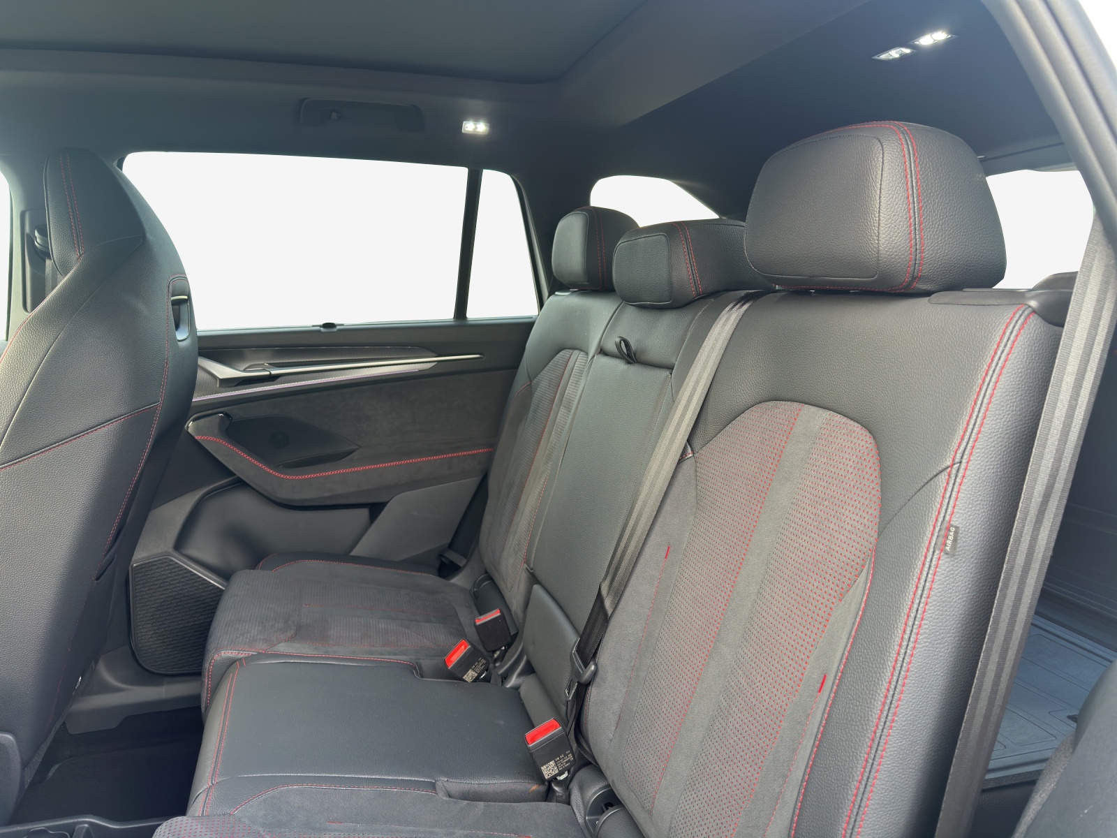 SKODA Kodiaq 2.0 TSI RS 4x4-image-11