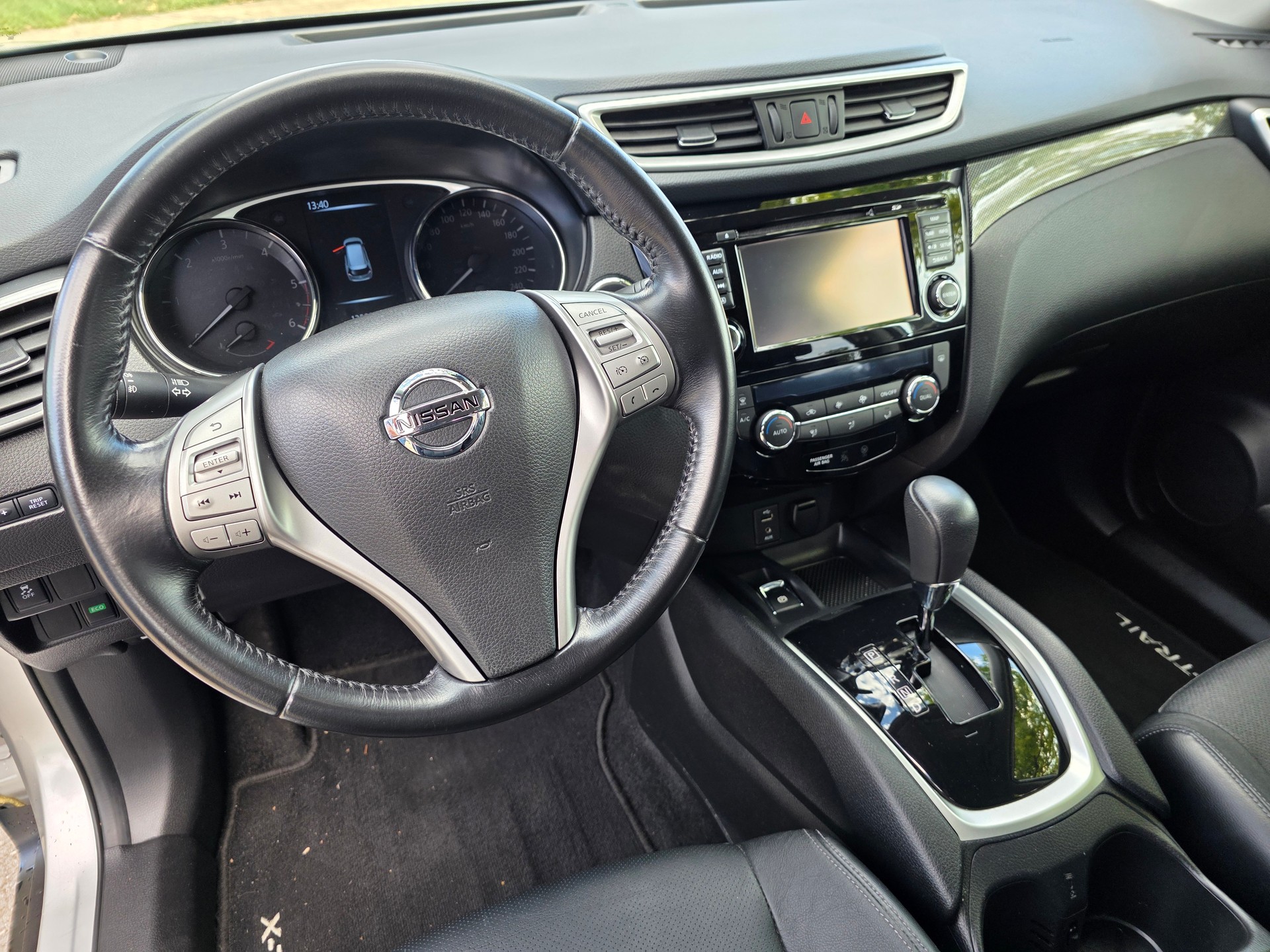 NISSAN X-Trail 1.6 dCi tekna Xtronic CVT-image-11