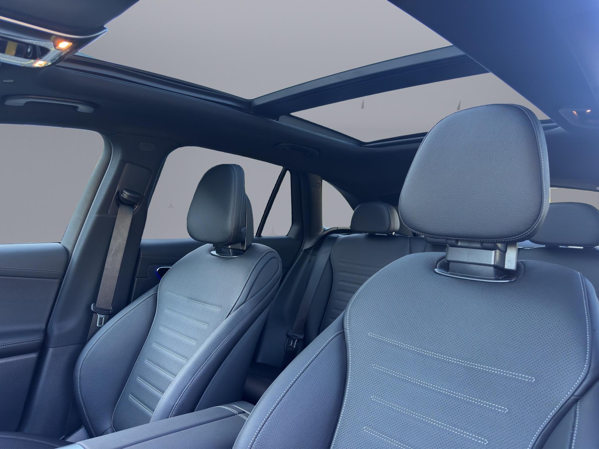MERCEDES-BENZ GLC-Klasse X254 GLC 400 e EQ Star AMG Line 4matic-image-20