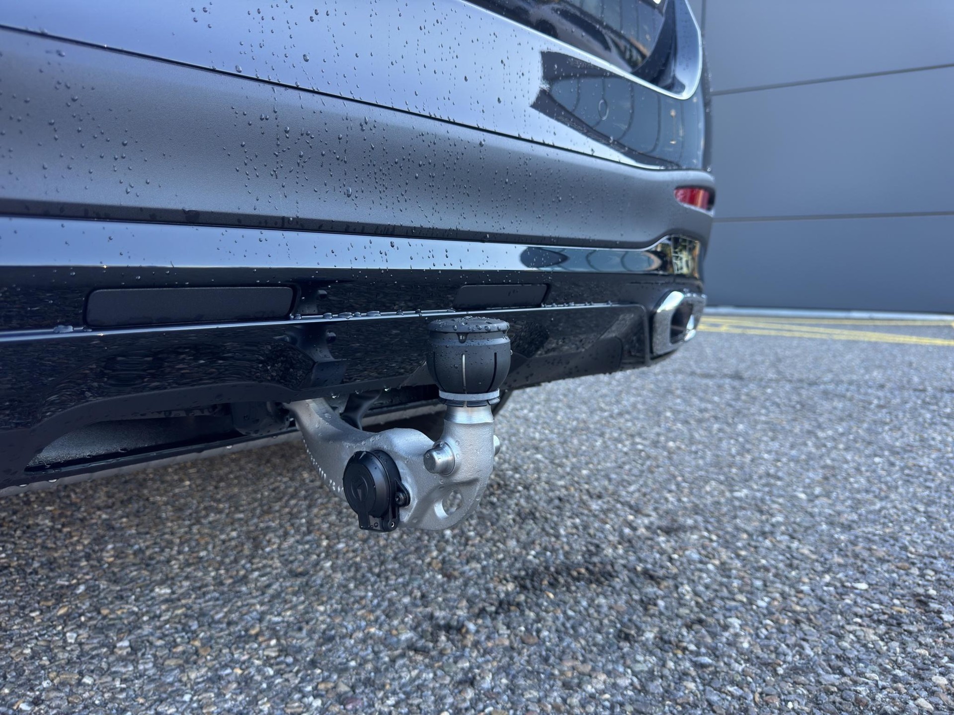 MERCEDES-BENZ GLC-Klasse X254 GLC 400 e EQ Star AMG Line 4matic-image-24