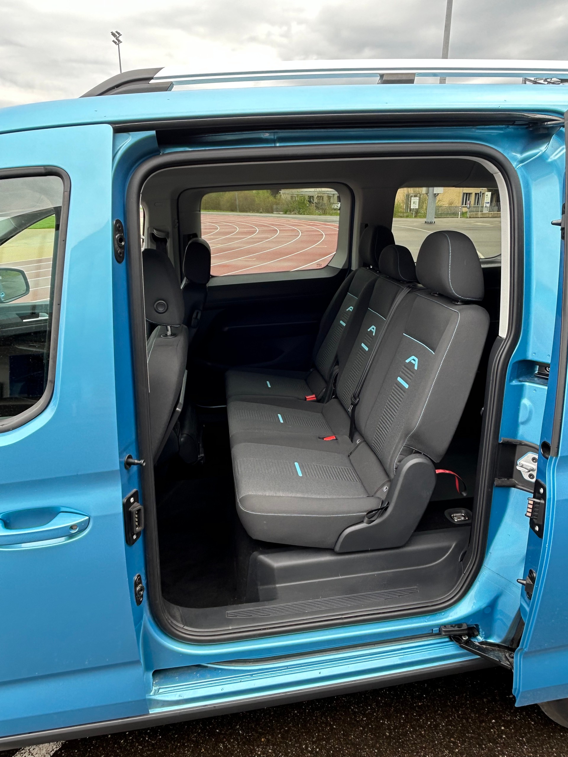 FORD 2.0 EcoBlue 102 Active-image-4