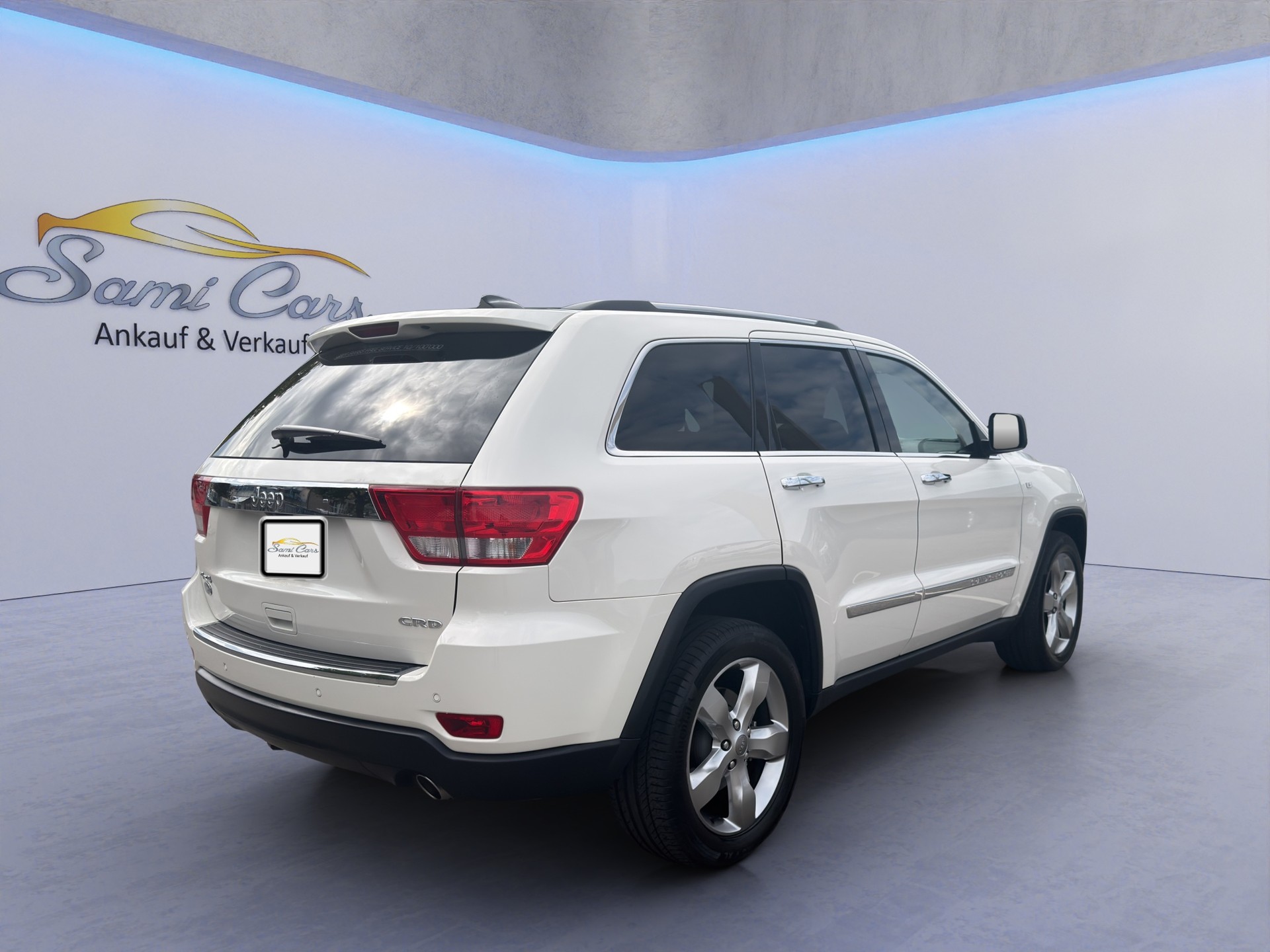 JEEP Grand Cherokee 3.0 CRD Overland Automatic-image-5