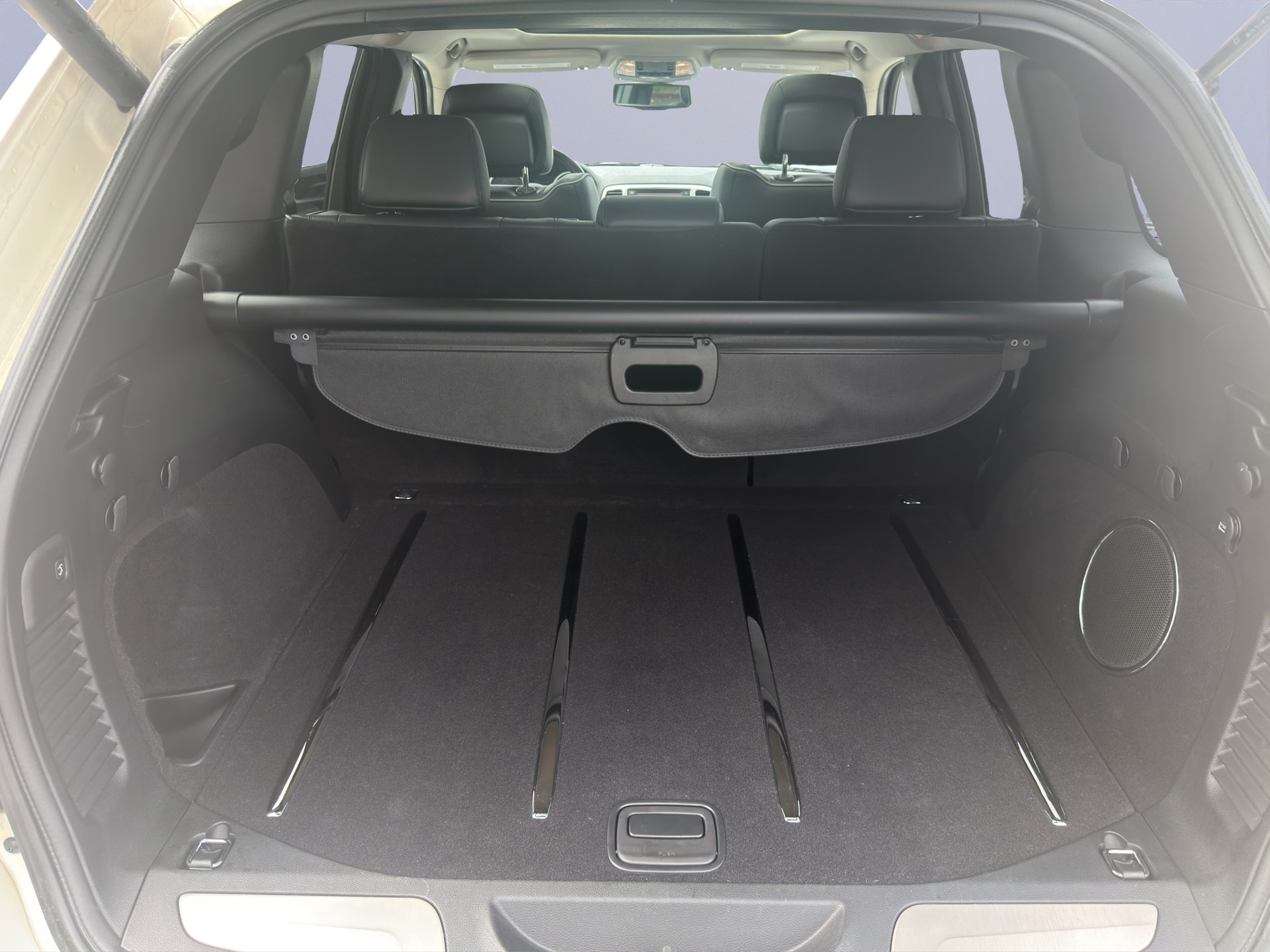 JEEP Grand Cherokee 3.0 CRD Overland Automatic-image-13