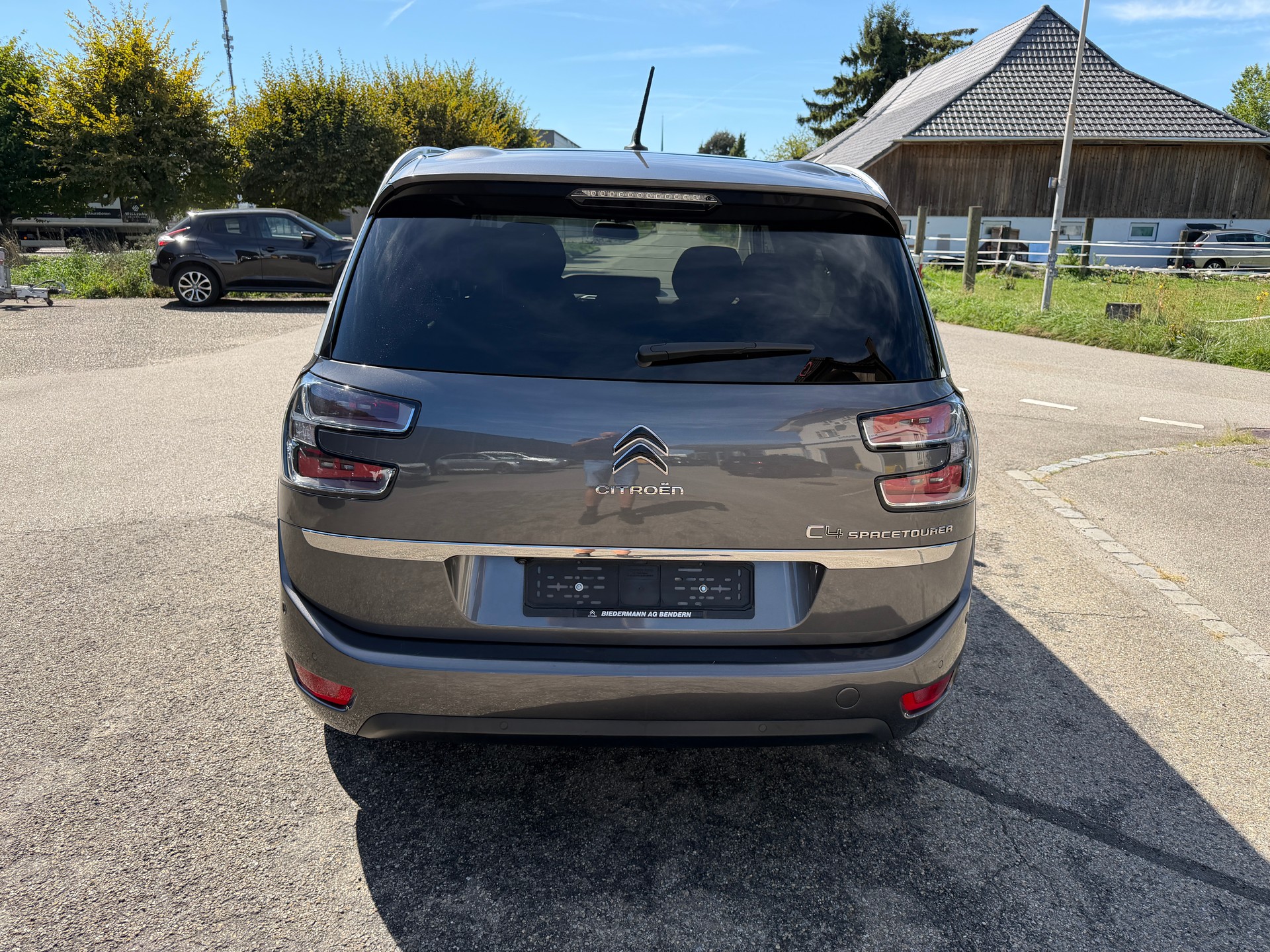 CITROEN Grand C4 Spacetourer 2.0 BlueHDi Shine EAT8-image-3