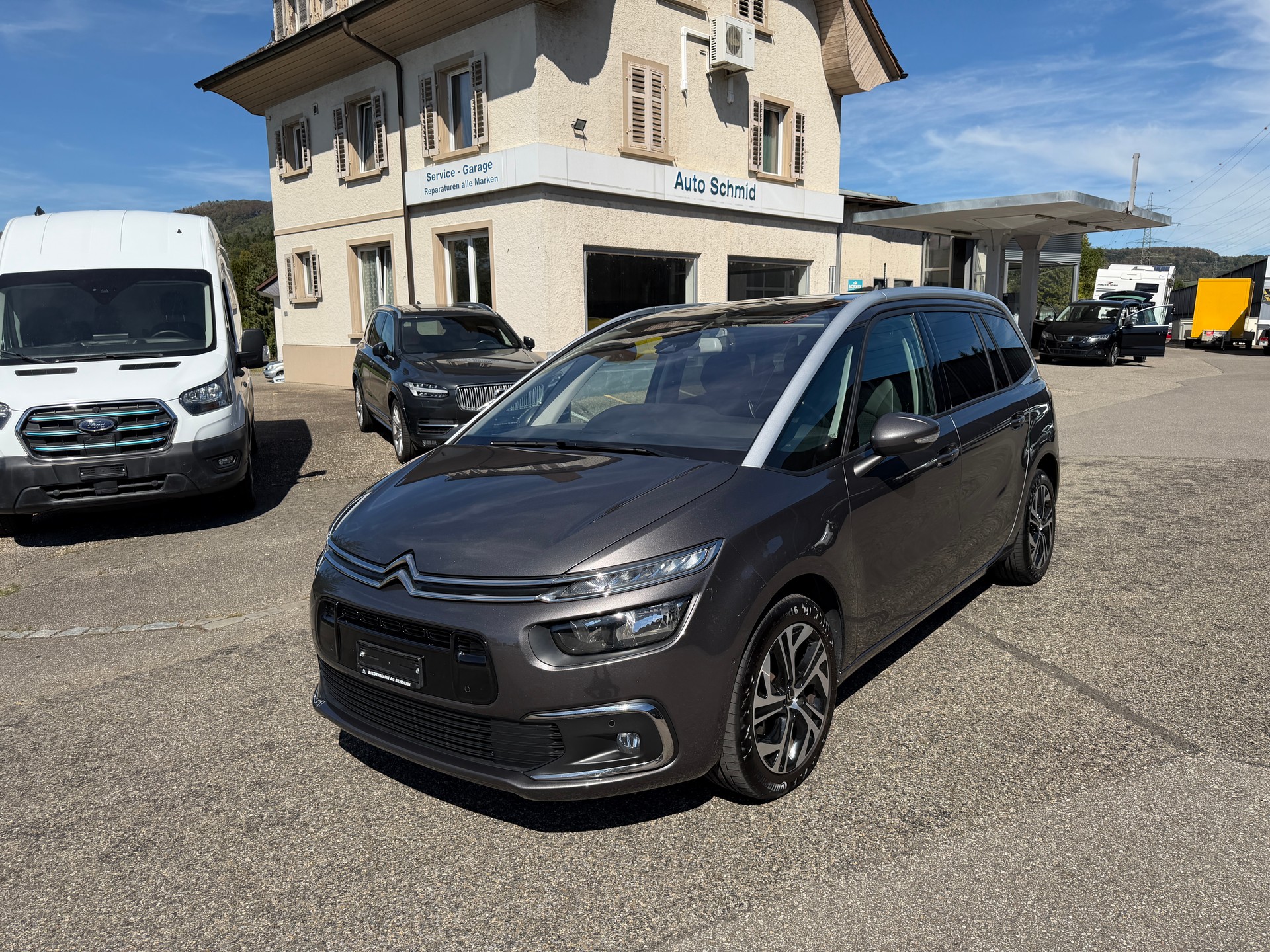 CITROEN Grand C4 Spacetourer 2.0 BlueHDi Shine EAT8-image-0