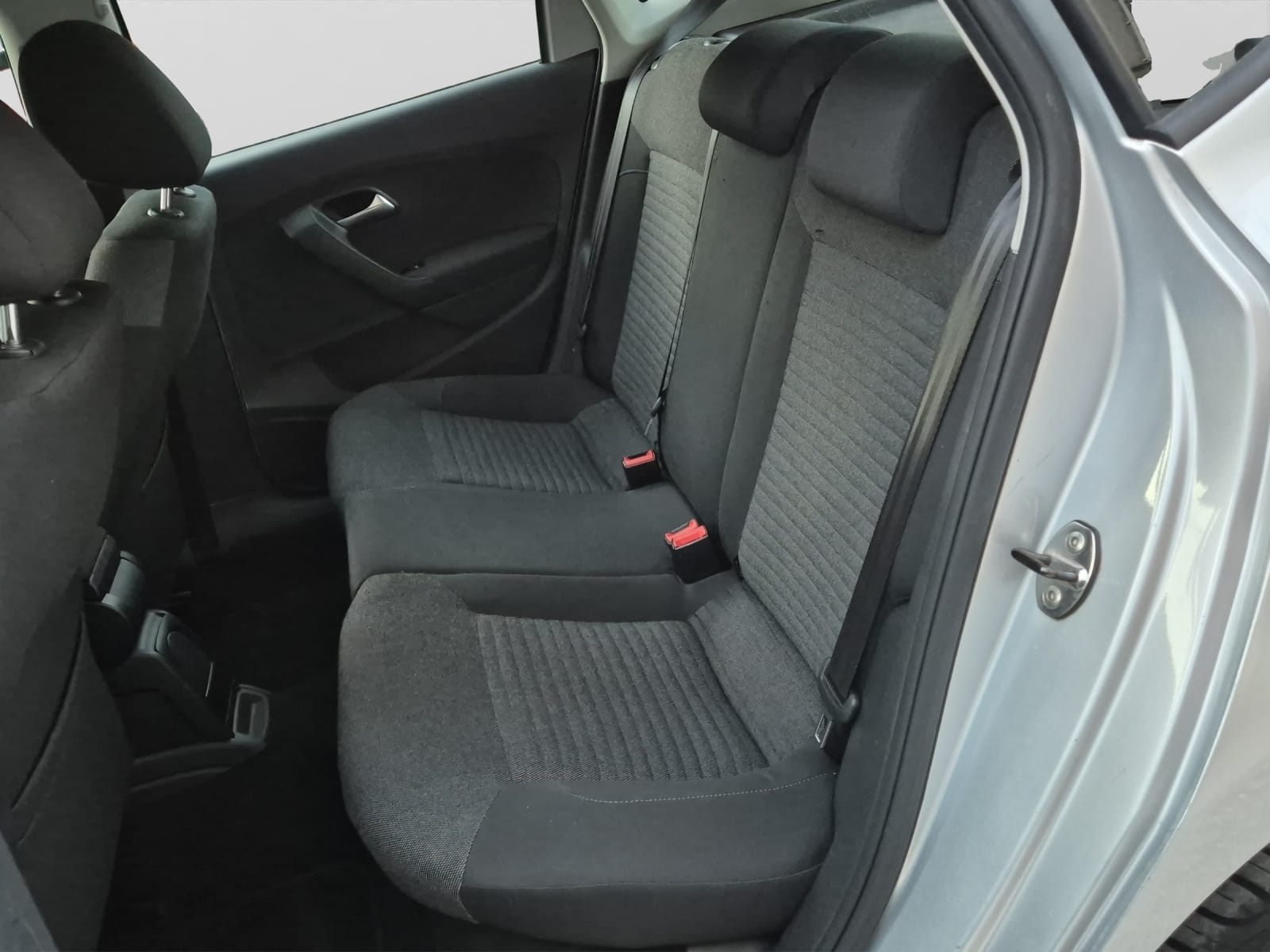VW Polo 1.2 TSI Comfortline DSG-image-9