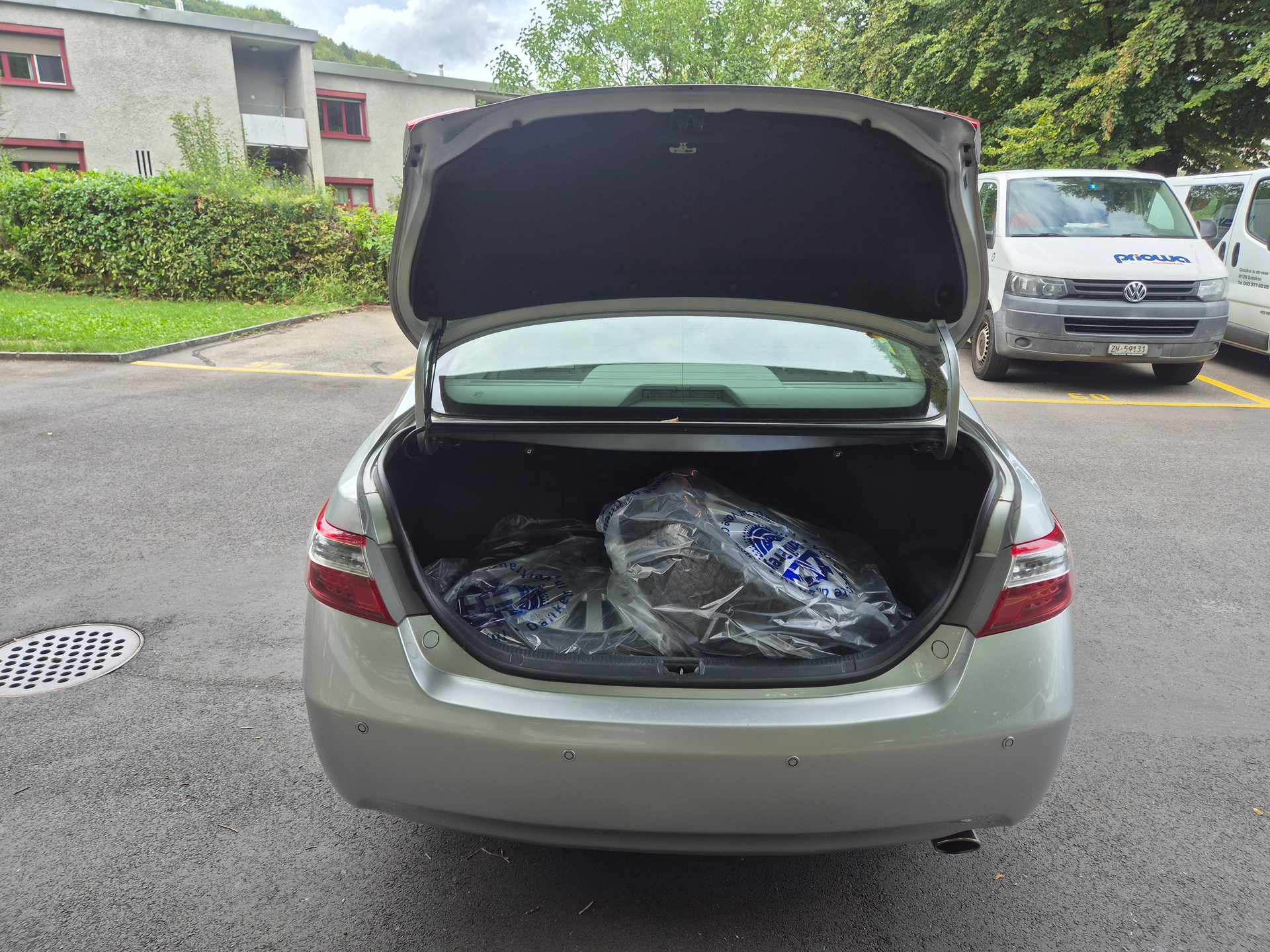 TOYOTA CAMRY-image-8