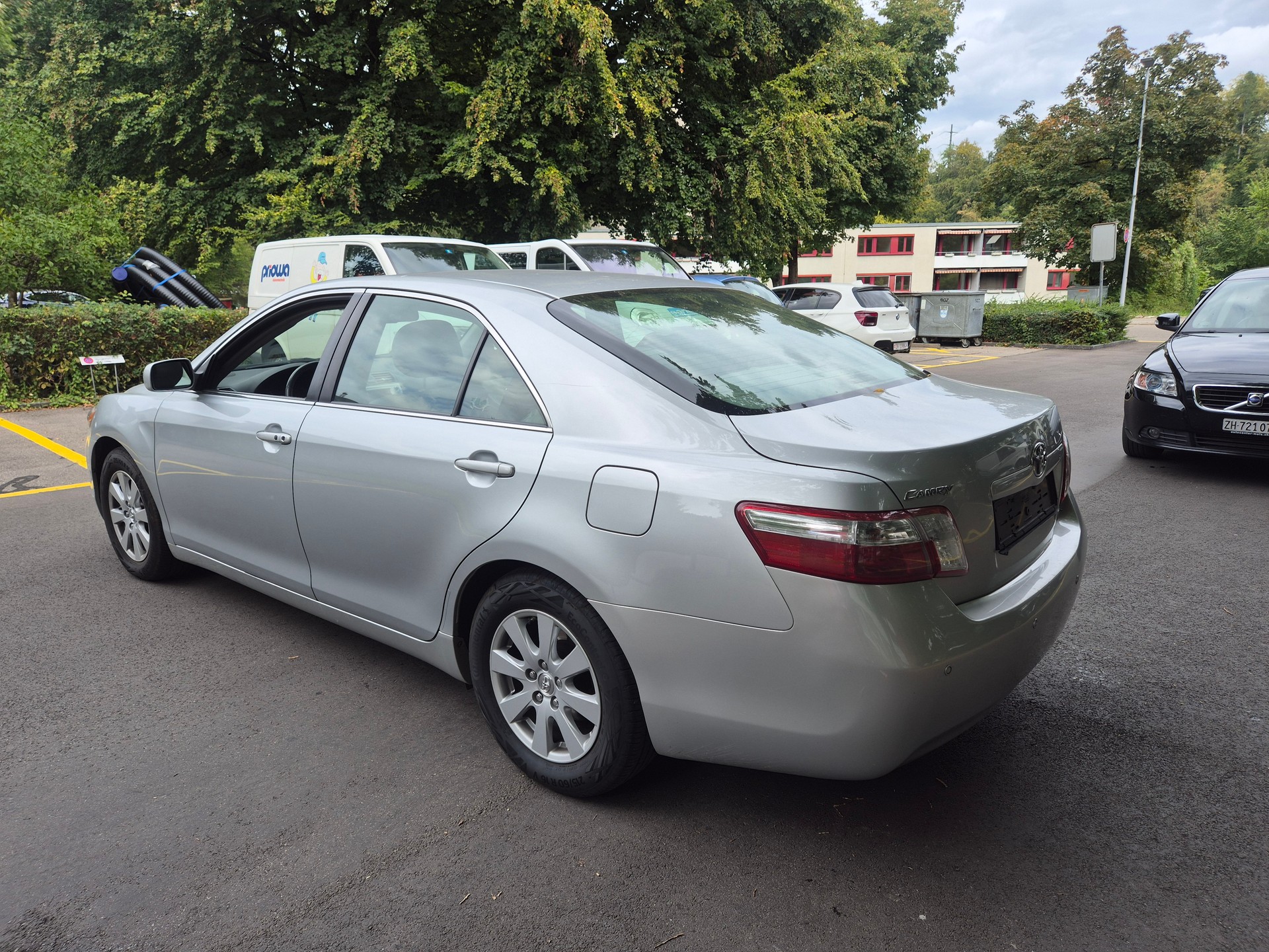 TOYOTA CAMRY-image-6
