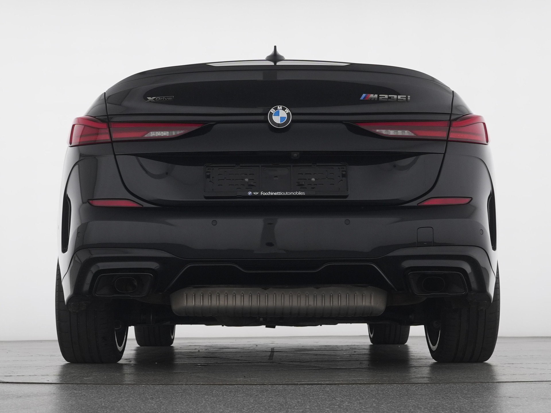 BMW BMW M235i Gran Coupé xDrive Steptronic-image-4