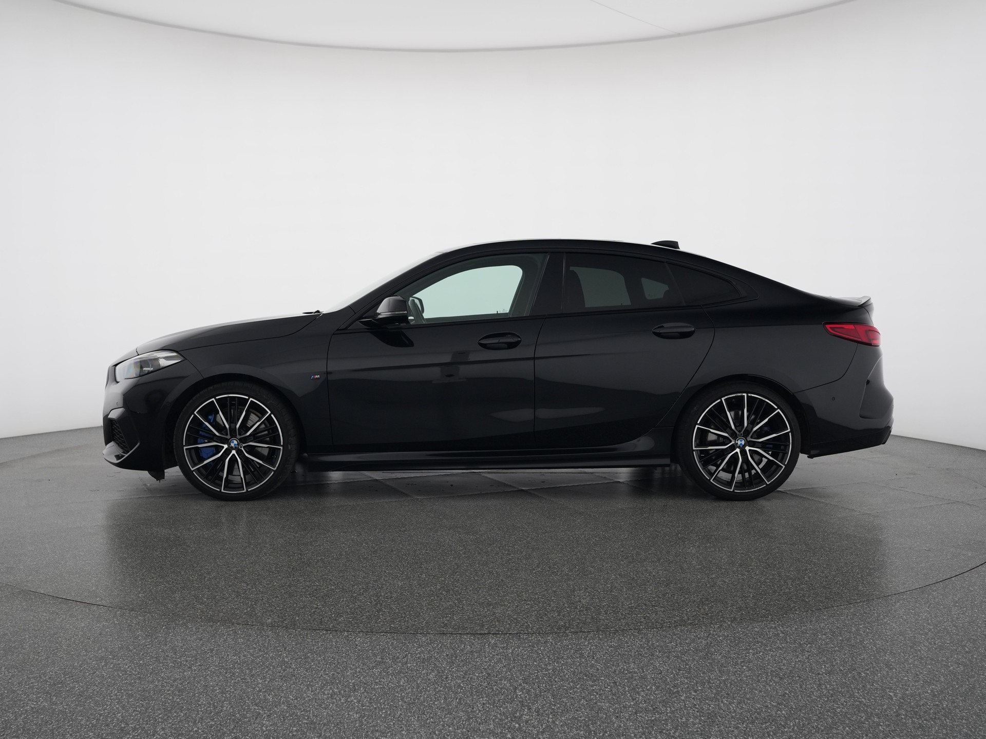 BMW BMW M235i Gran Coupé xDrive Steptronic-showroom-element-1