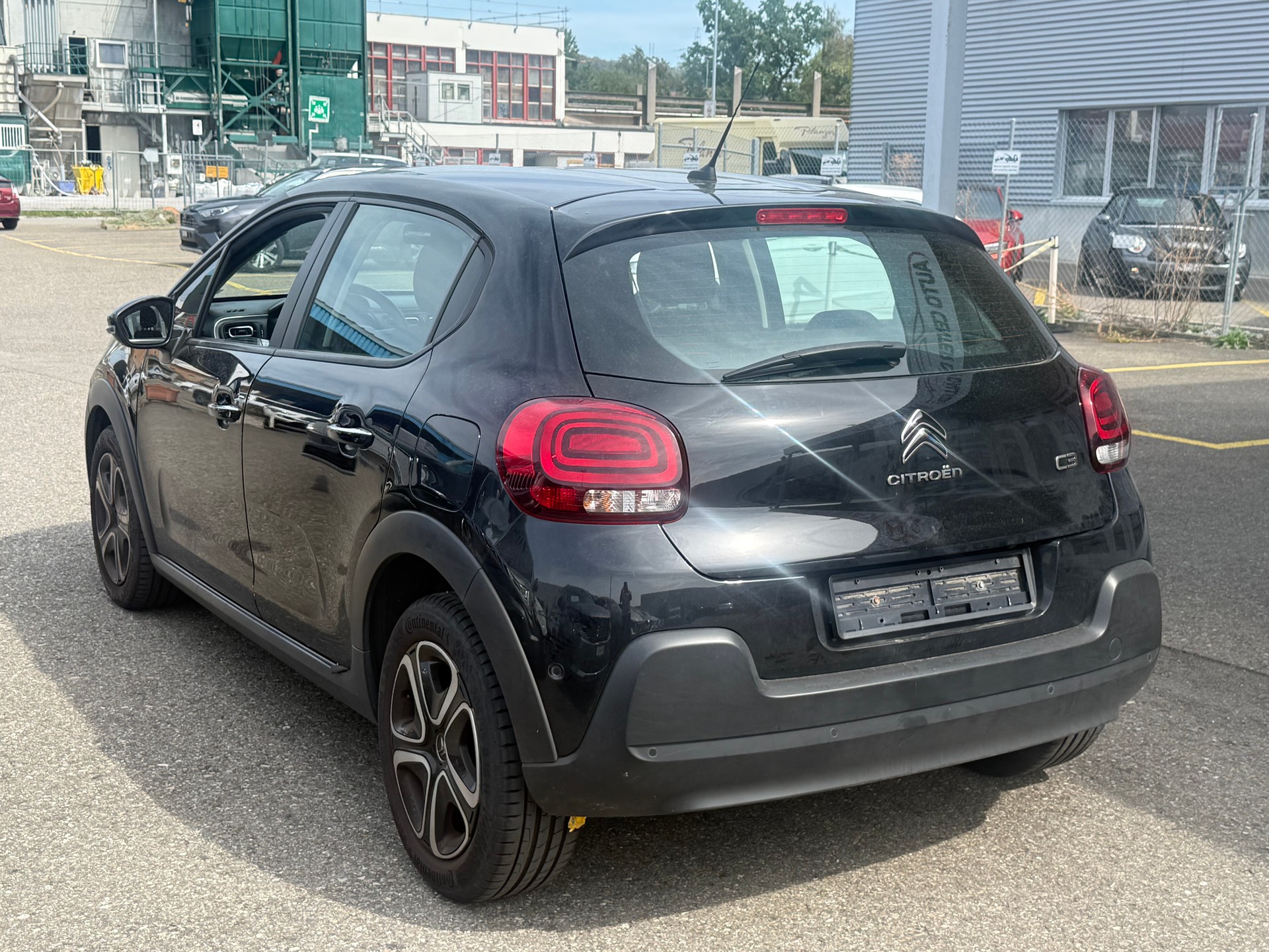 CITROEN C3 1.2i PureTech Swiss Edition EAT6-image-2