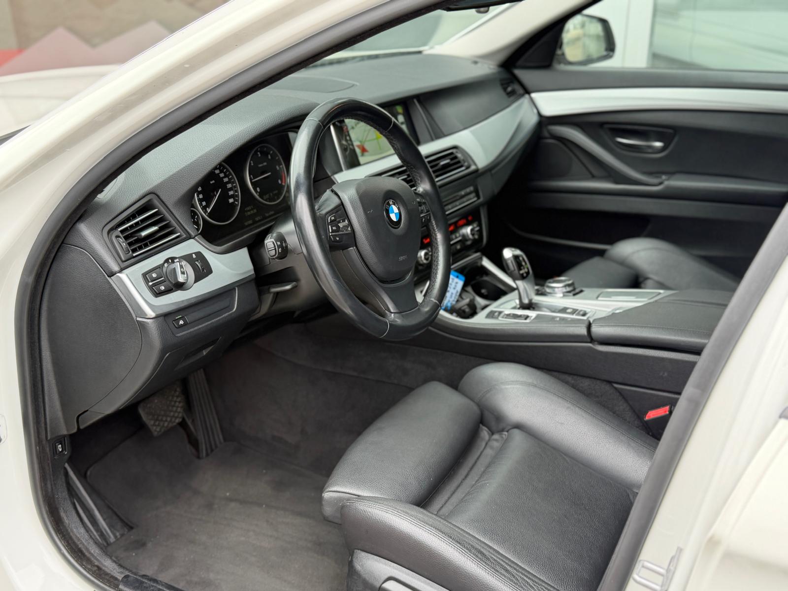 BMW 520d xDrive Steptronic-image-6