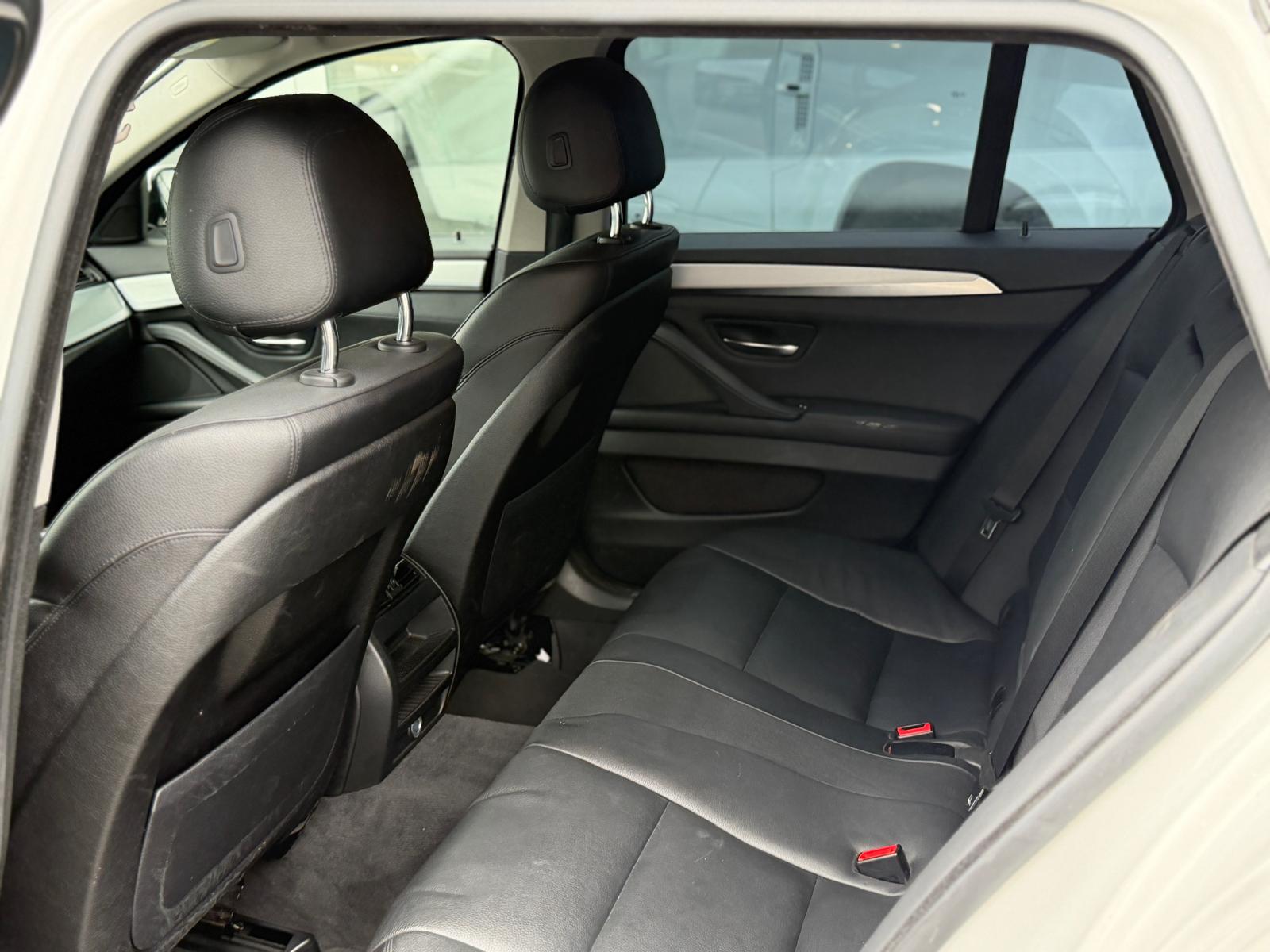 BMW 520d xDrive Steptronic-image-11