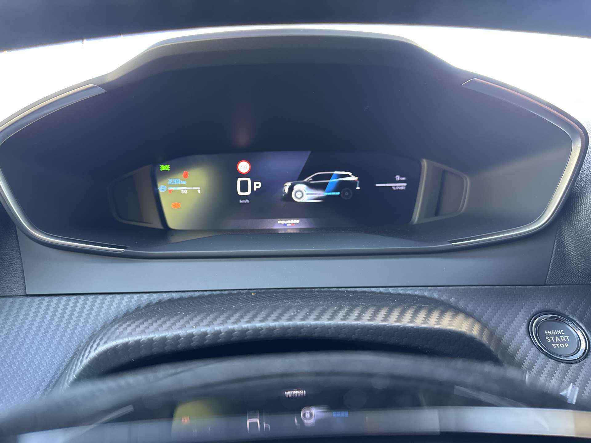 PEUGEOT 2008 1.2 145 MHEV Allure Automat-image-11