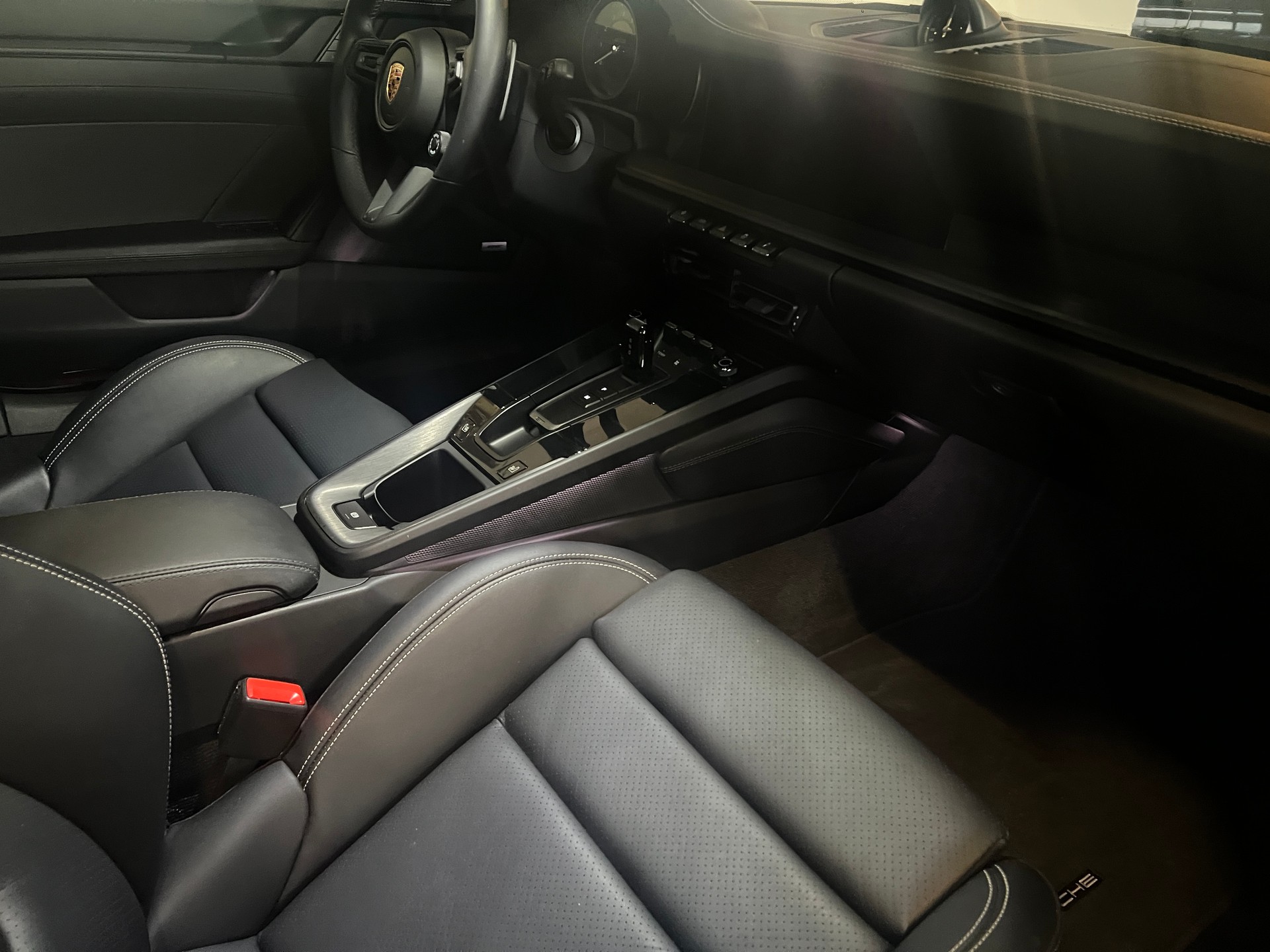 PORSCHE 911 Carrera GTS PDK KREIDE wie NEU-image-5