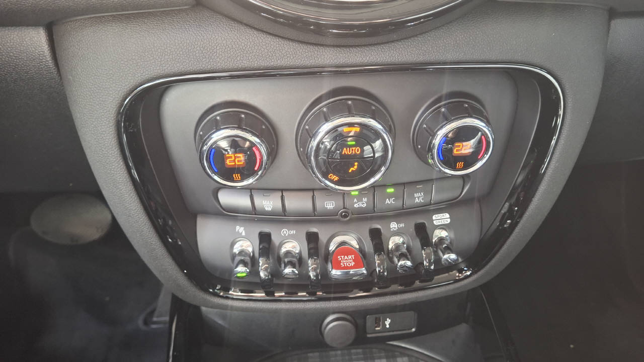 MINI Clubman Cooper S F54-image-13