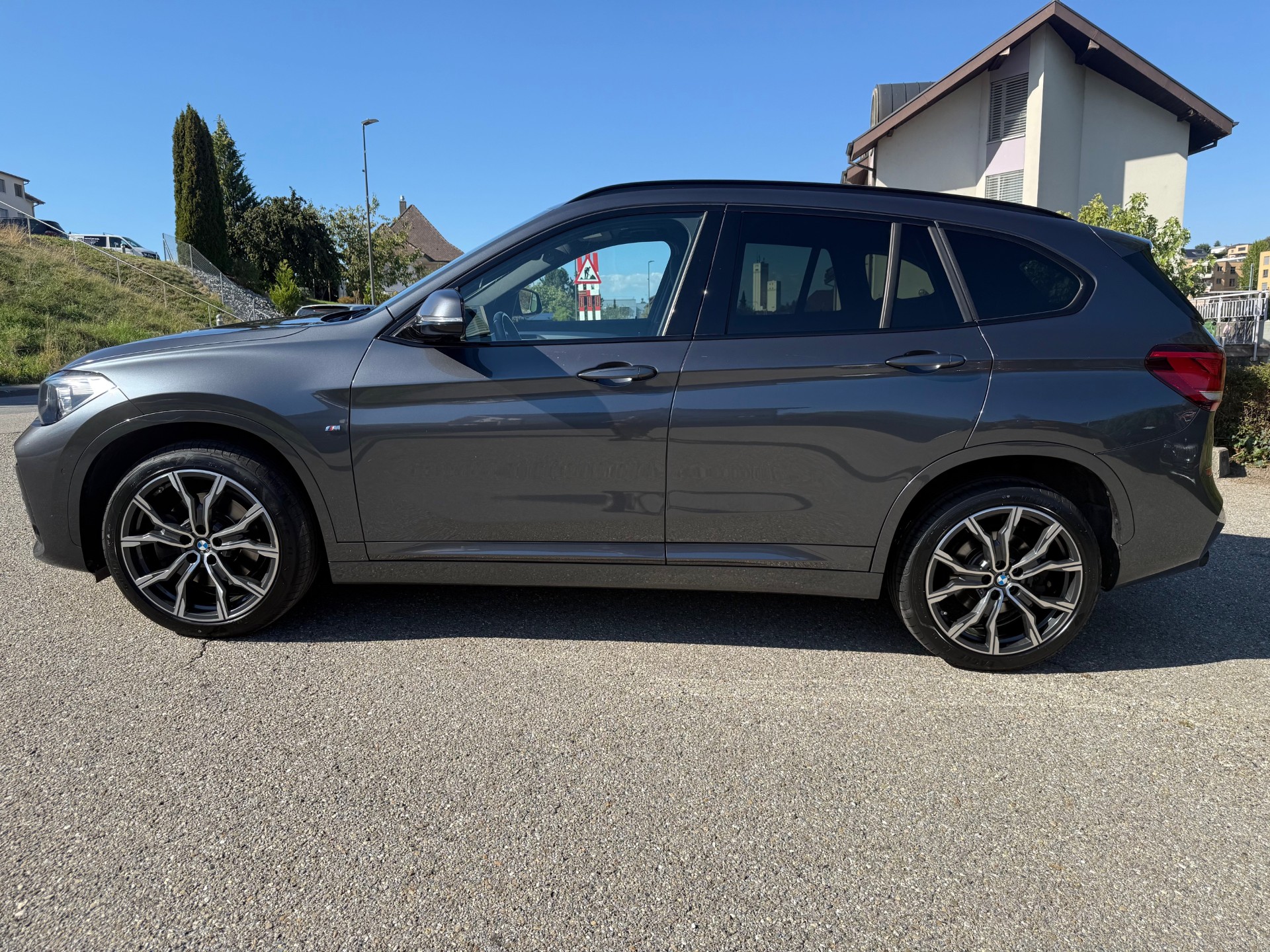 BMW X1 xDrive 20i M Sport Steptronic-image-4