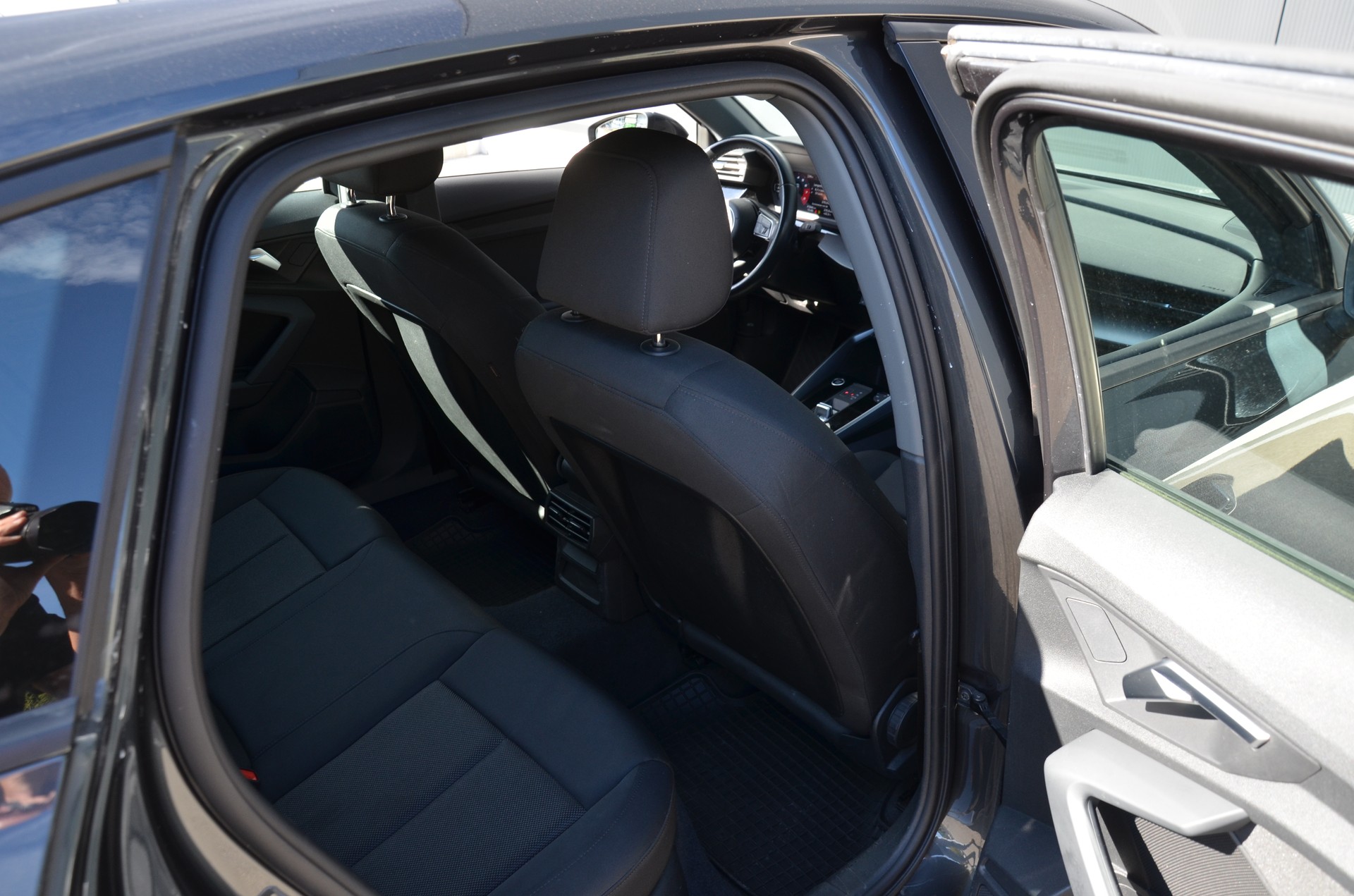 AUDI A3 Sportback 30 TFSI advanced S-tronic-image-9