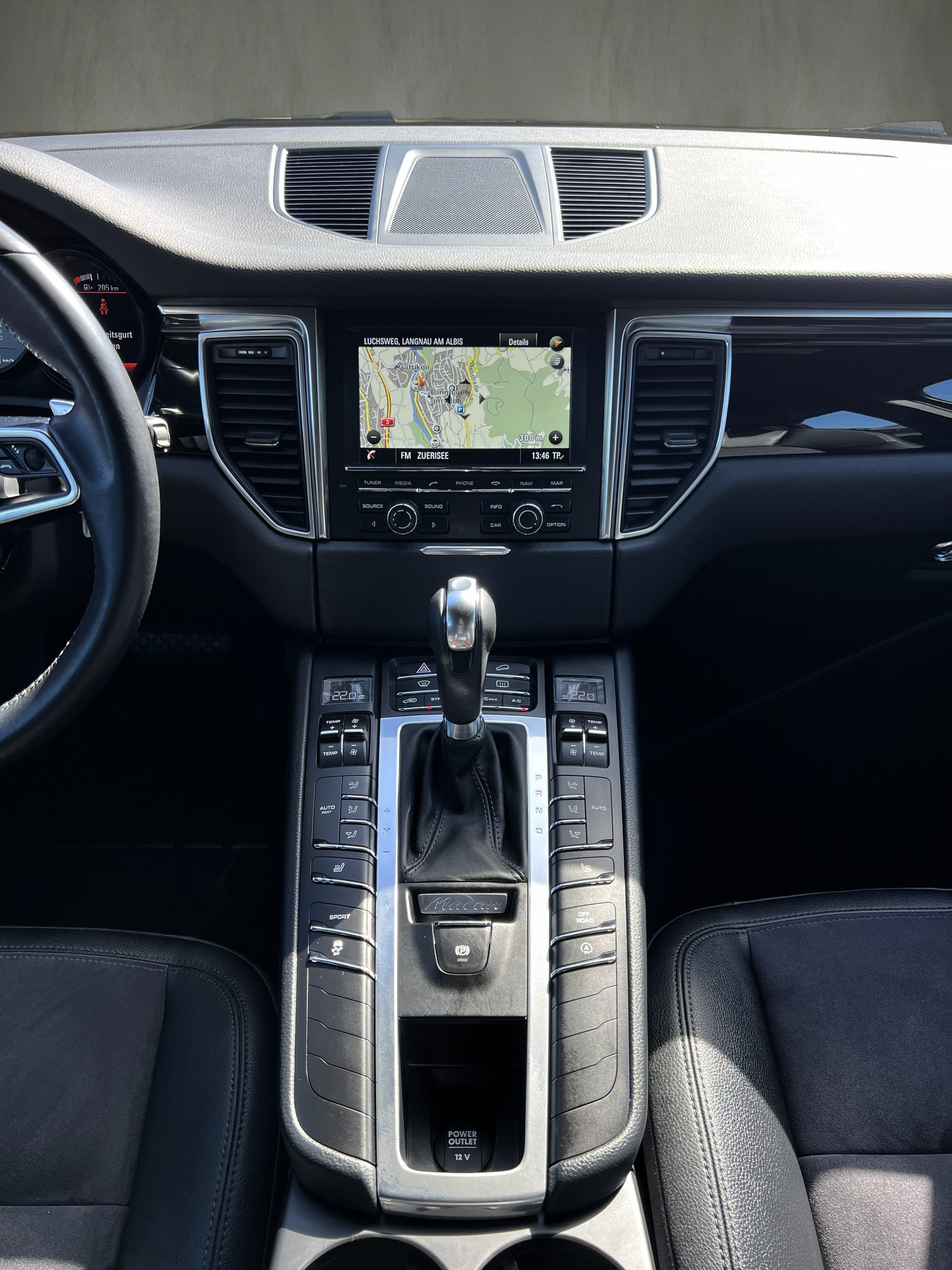 PORSCHE Macan S PDK-image-17