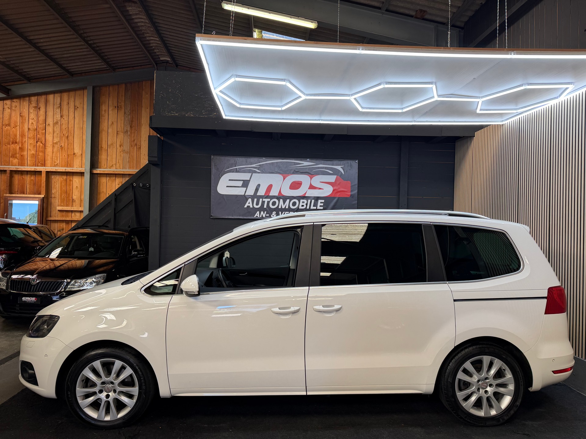 SEAT Alhambra 2.0 TDI Style DSG ** 7 Pätzer **-image-3