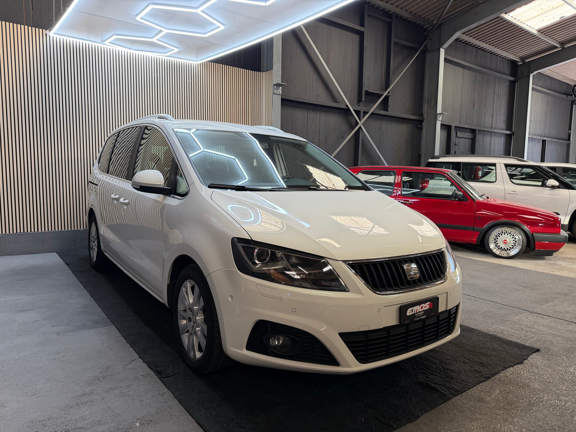 SEAT Alhambra 2.0 TDI Style DSG ** 7 Pätzer **-image-2