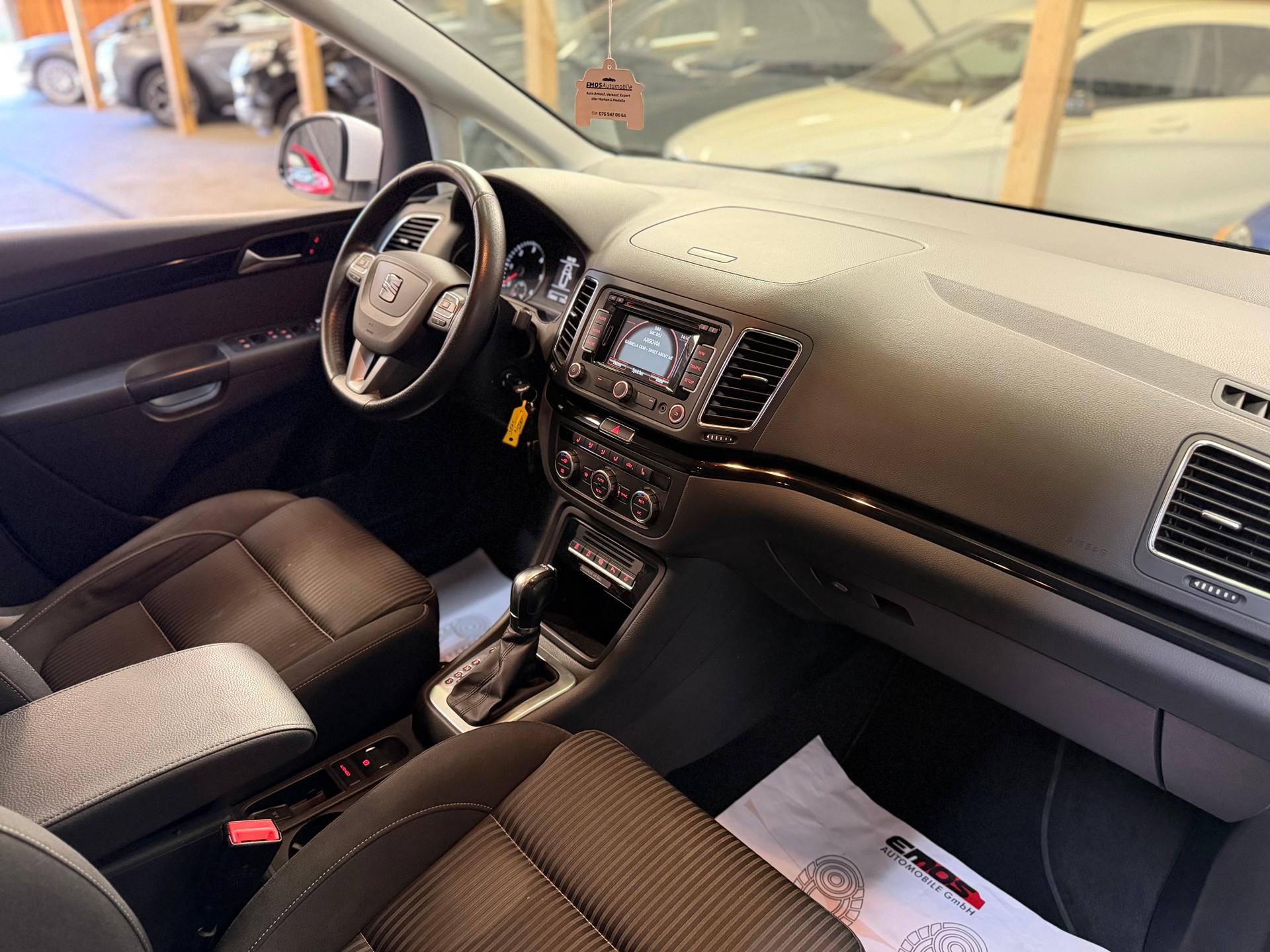 SEAT Alhambra 2.0 TDI Style DSG ** 7 Pätzer **-image-8