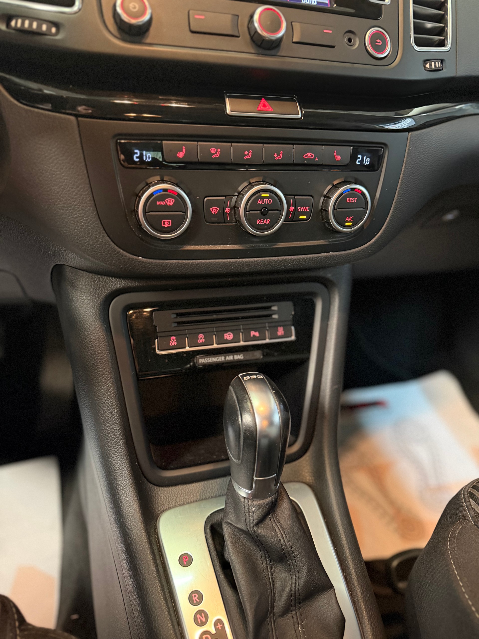 SEAT Alhambra 2.0 TDI Style DSG ** 7 Pätzer **-image-11
