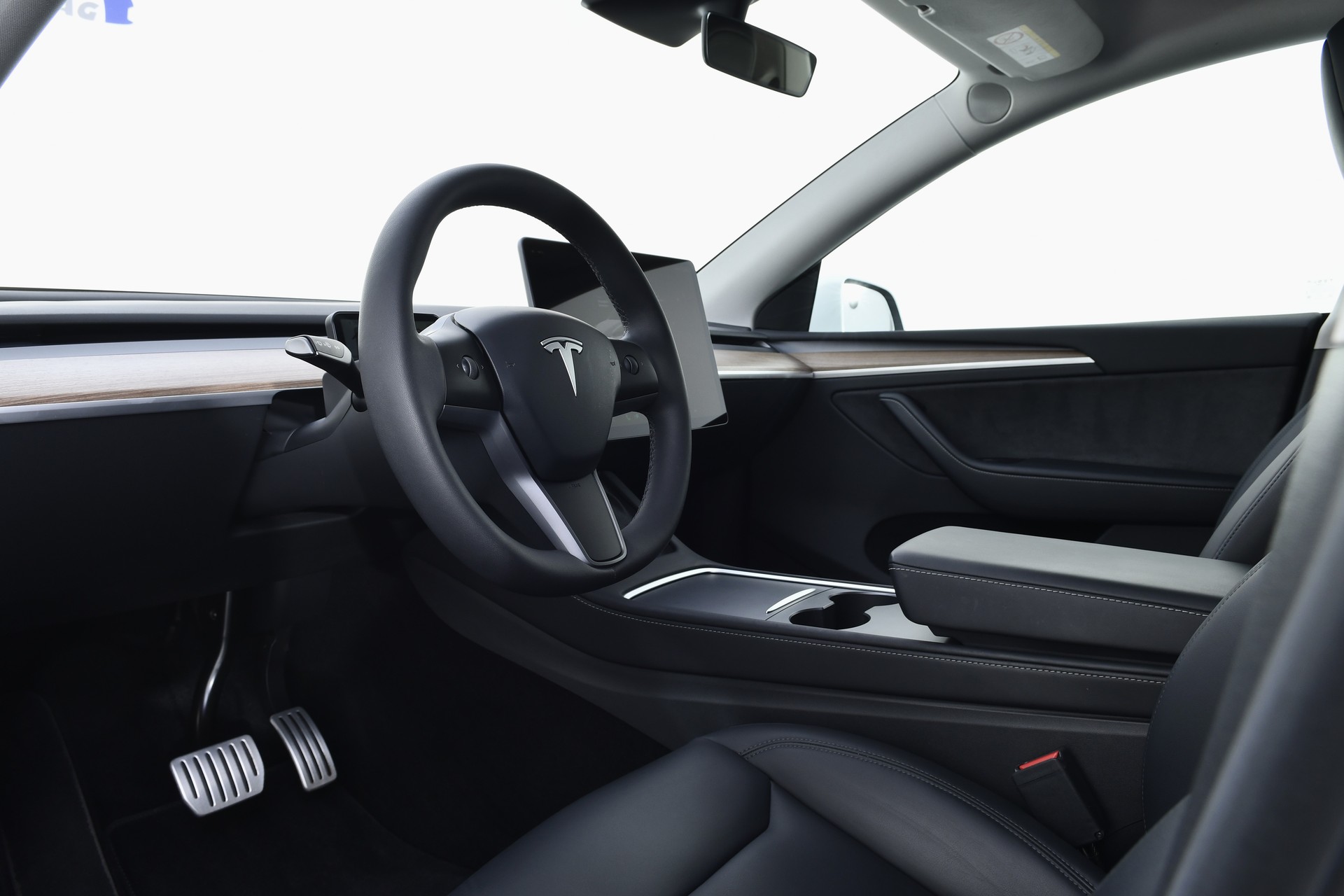 TESLA Model Y Performance-image-10
