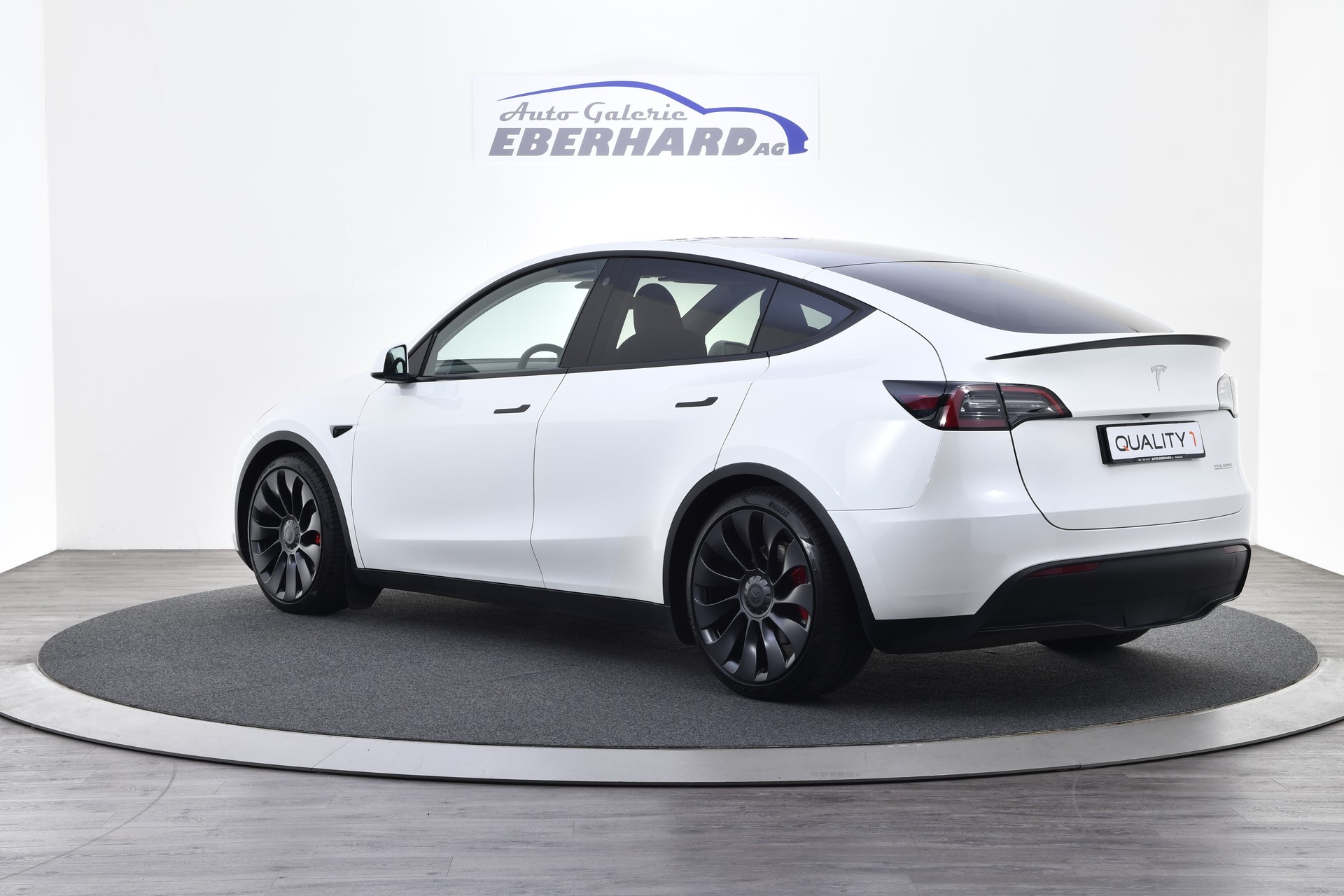 TESLA Model Y Performance-image-2