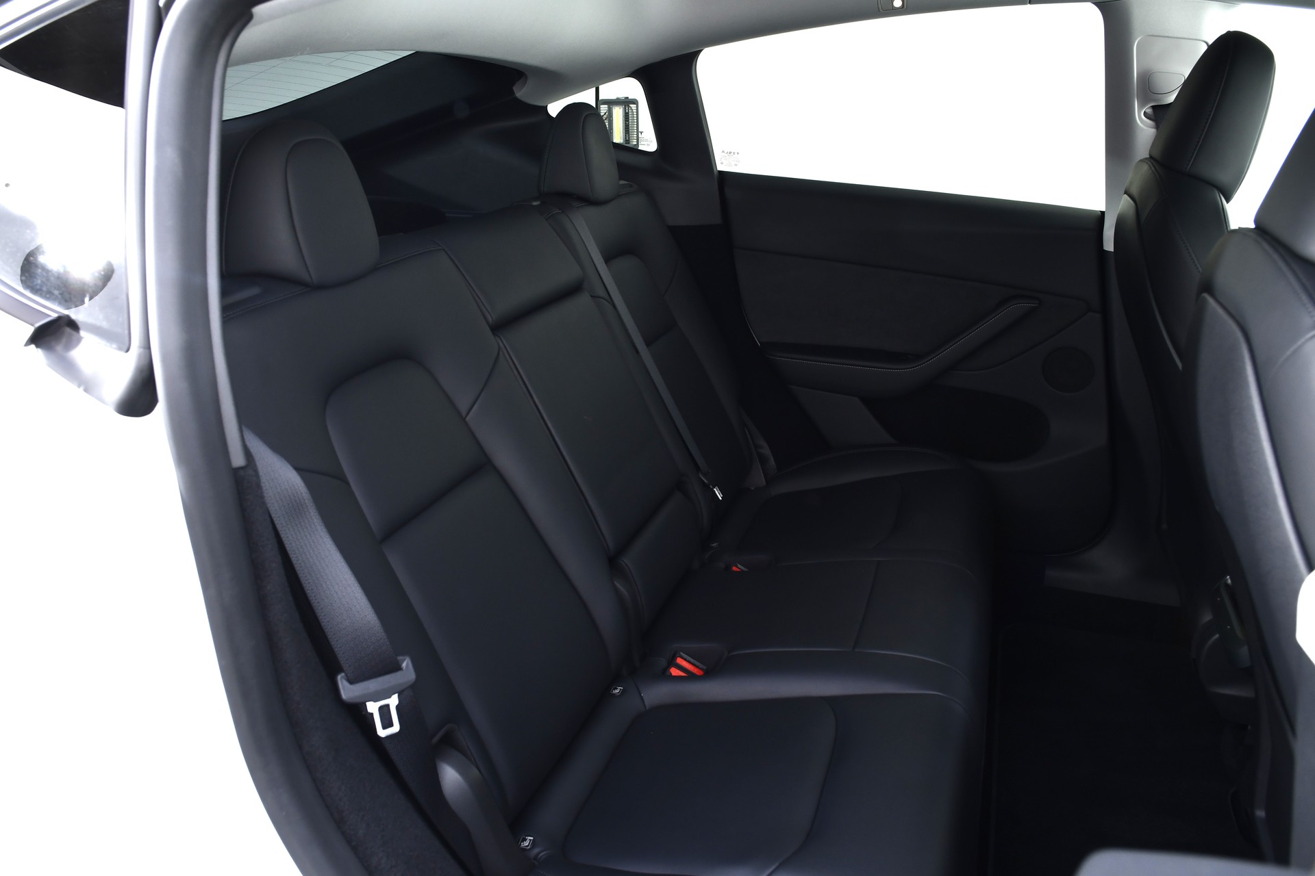 TESLA Model Y Performance-image-16