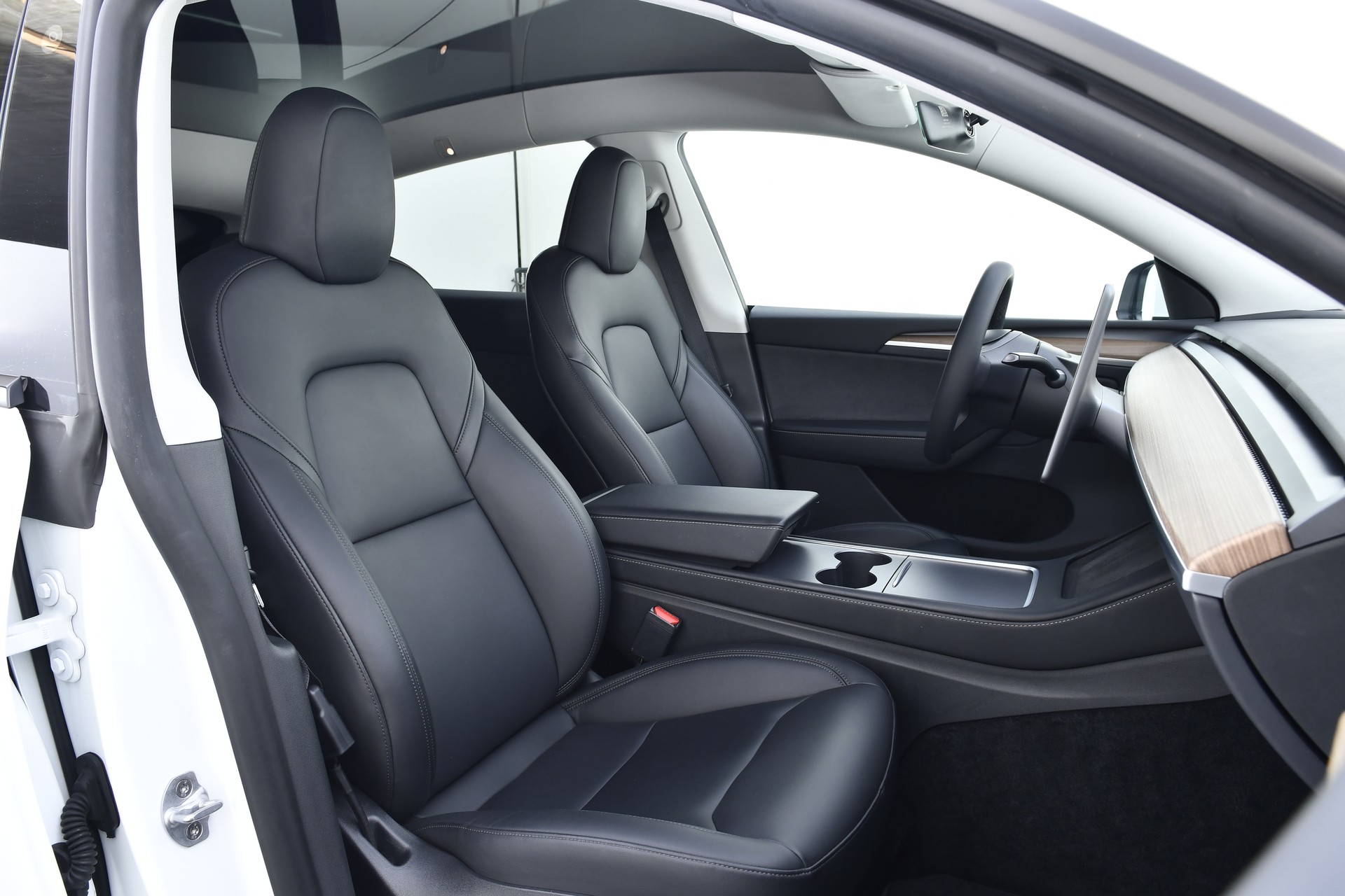 TESLA Model Y Performance-image-15