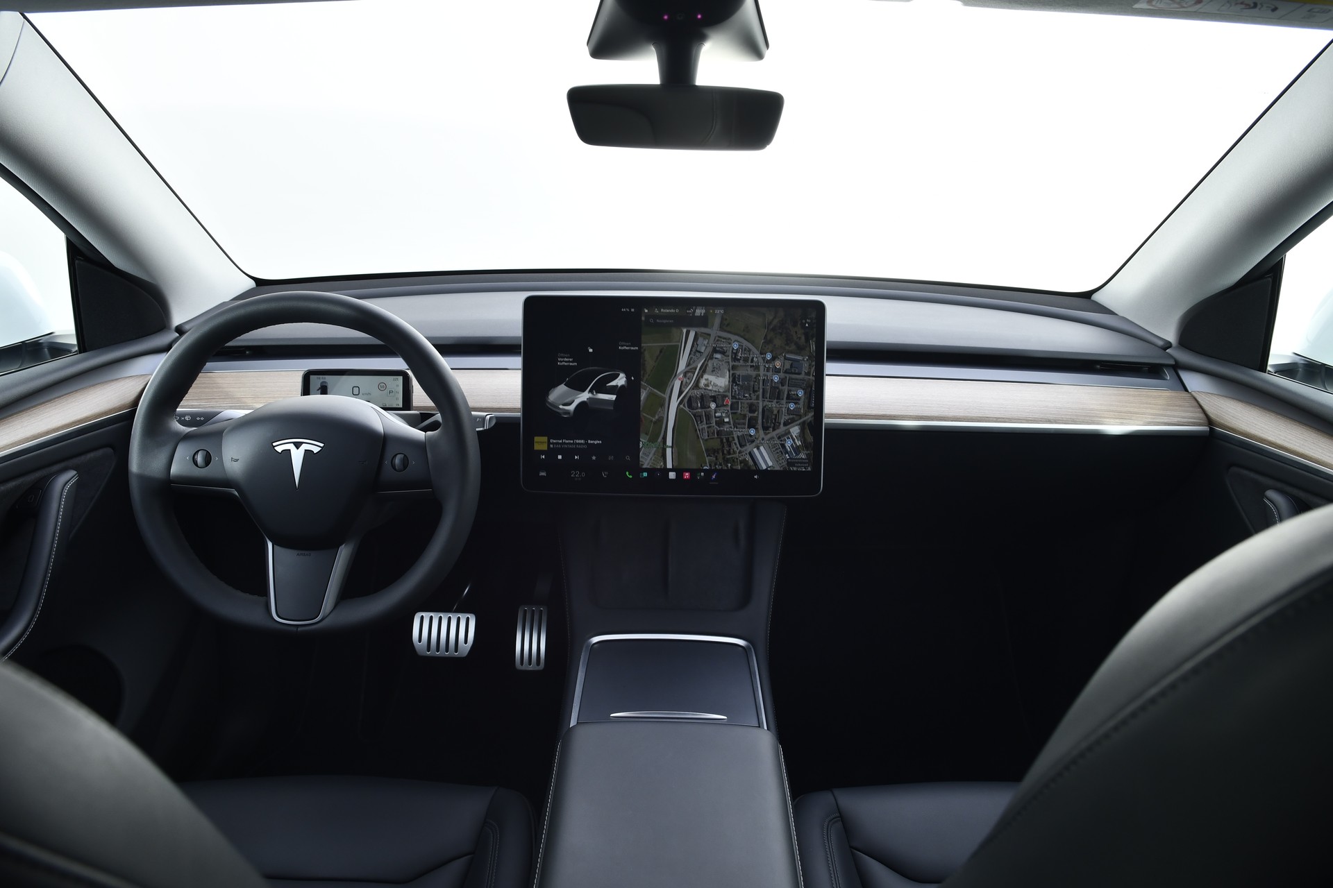 TESLA Model Y Performance-image-13