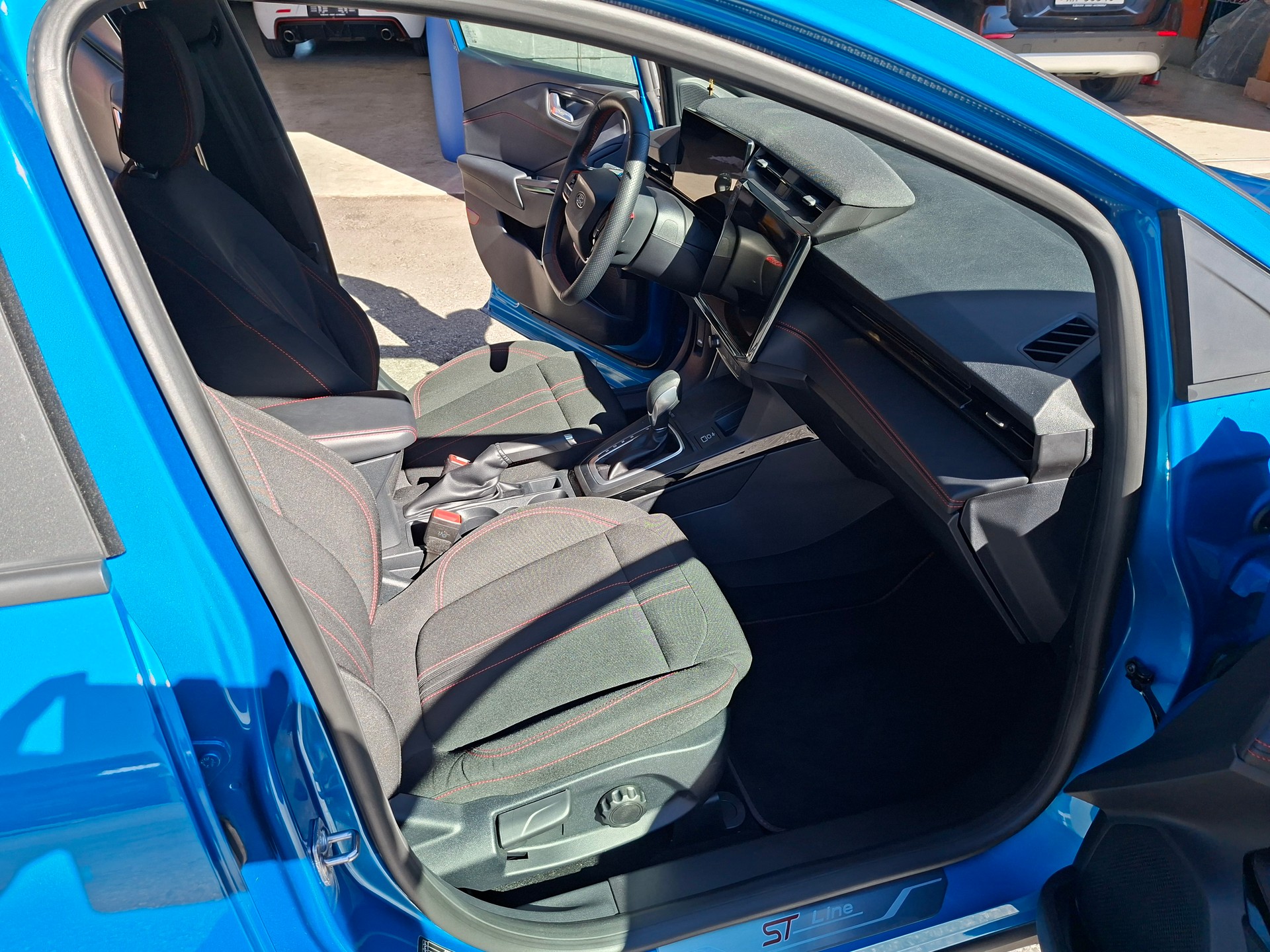 FORD Puma 1.0 MHEV ST-Line X Automat-image-18