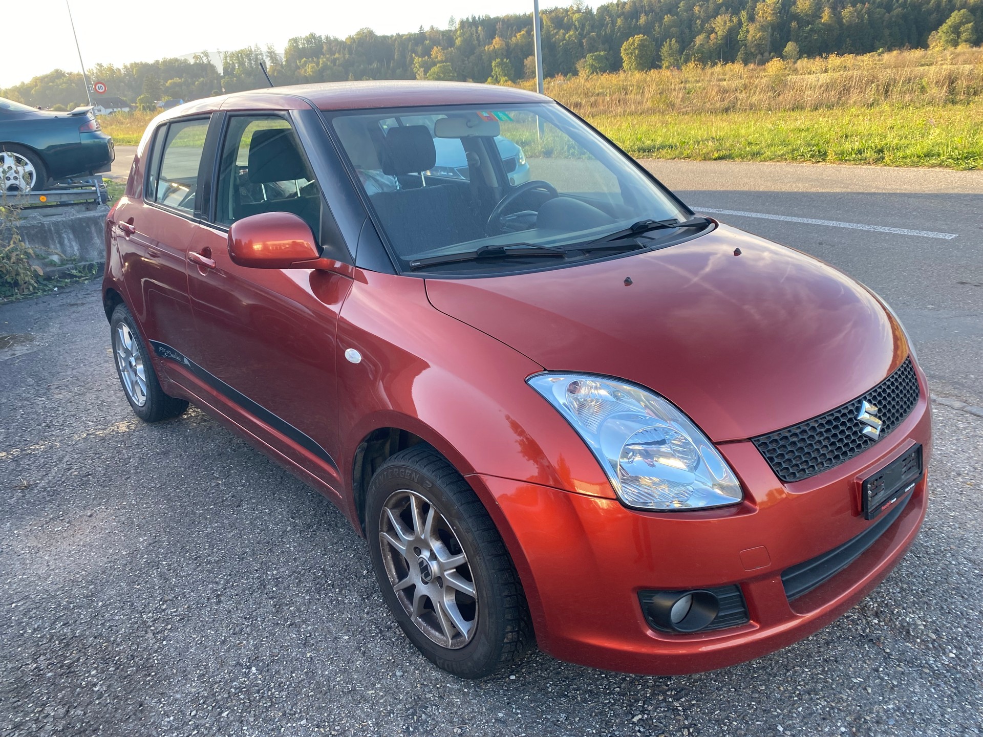 SUZUKI Swift 1.3i 16V GL Top 4x4-image-1