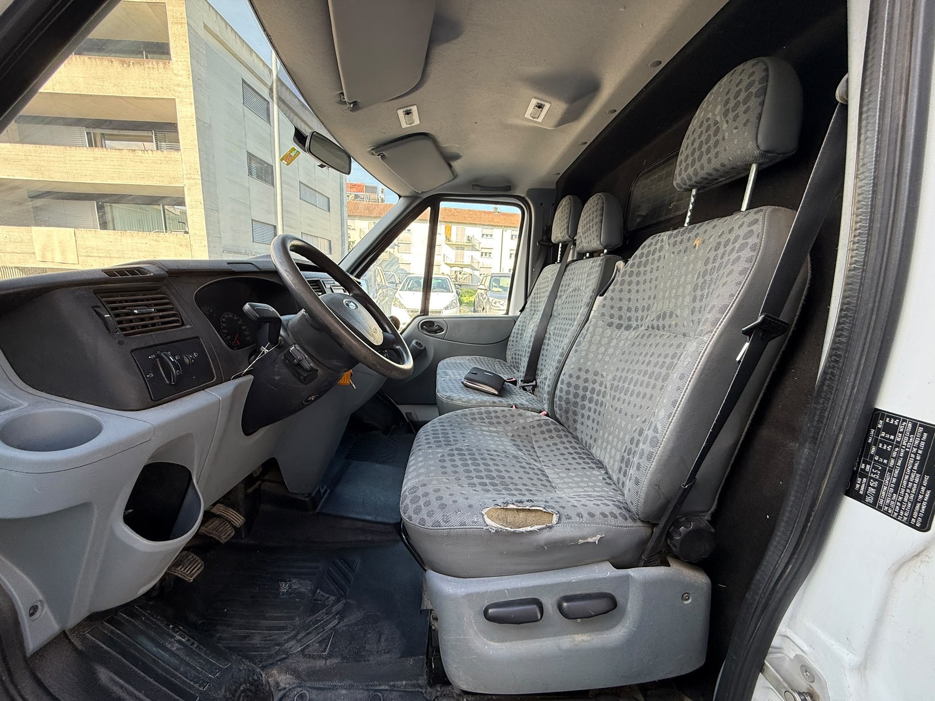 FORD Transit Van 260S Level 2-image-11