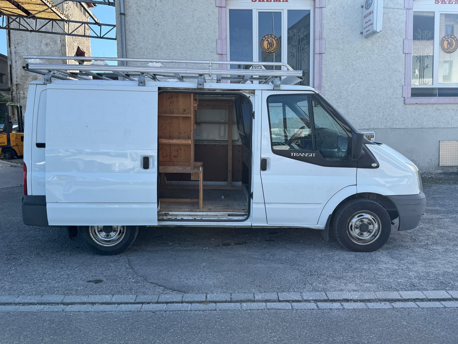 FORD Transit Van 260S Level 2-image-6