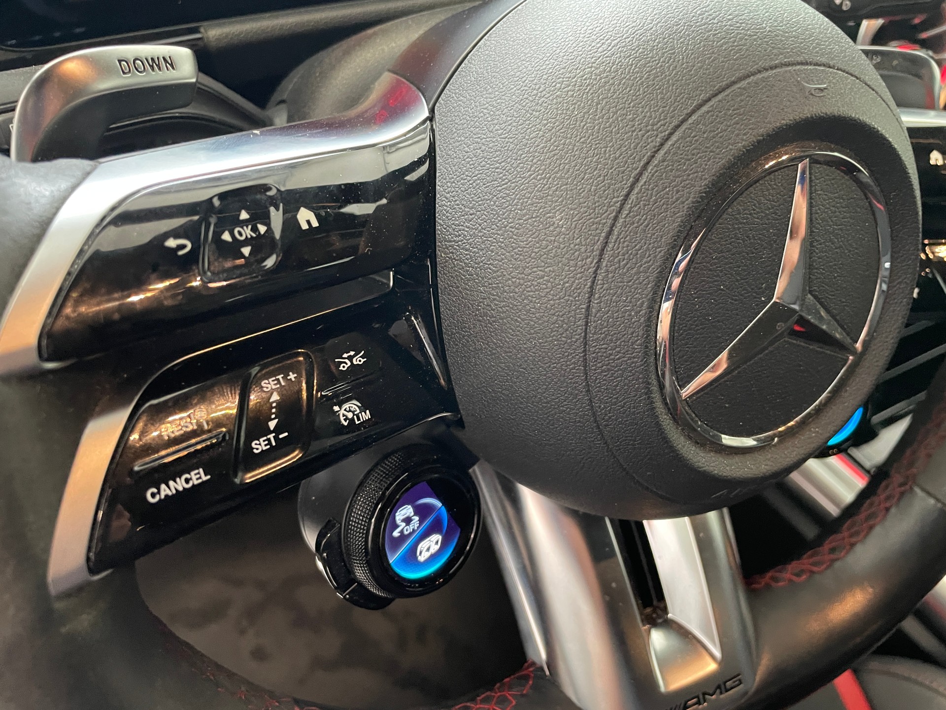 MERCEDES-BENZ GLA AMG 45 S 4Matic+ 8G-DCT-image-15