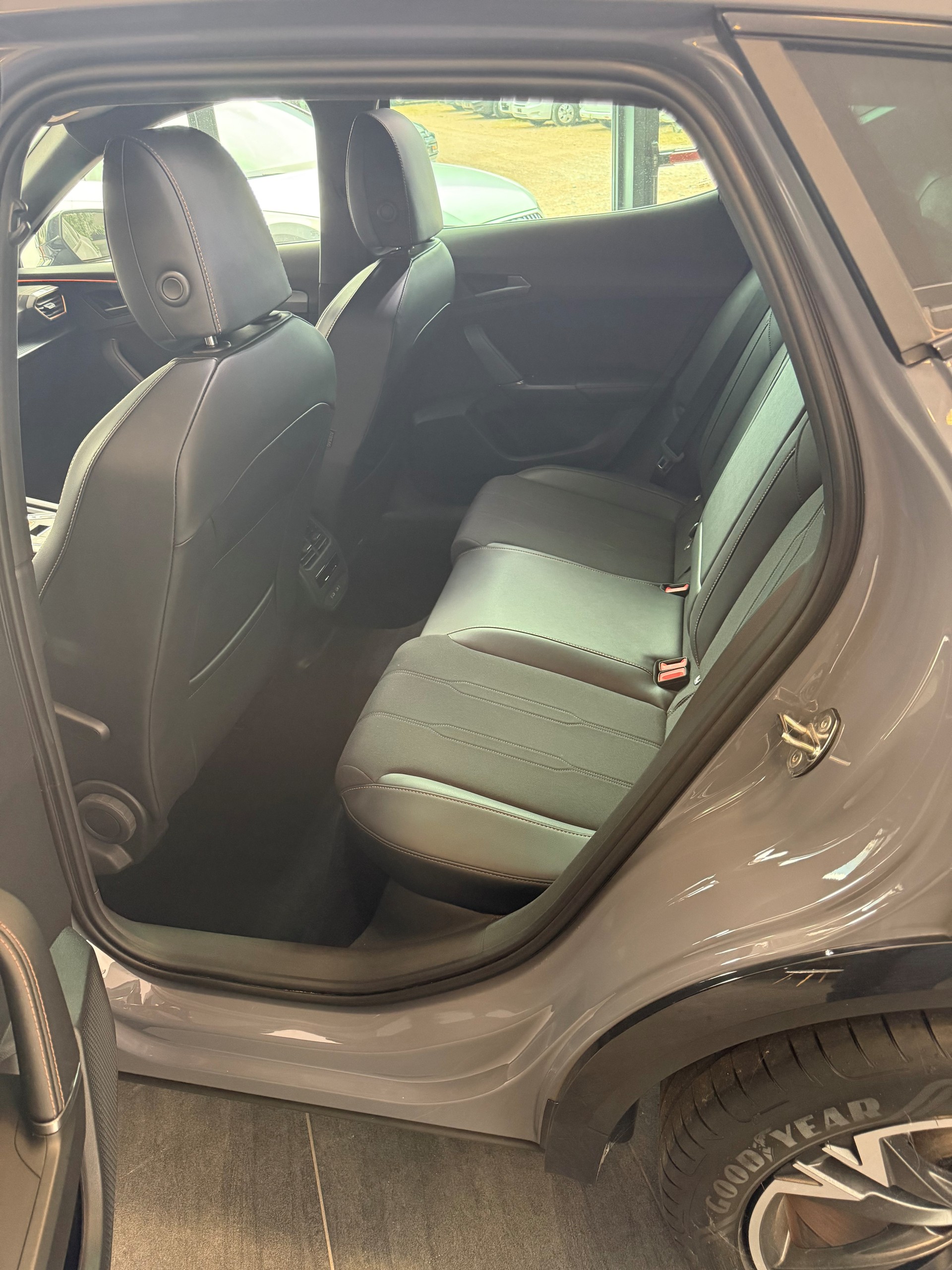 CUPRA Formentor 1.5 TSI DSG-image-7