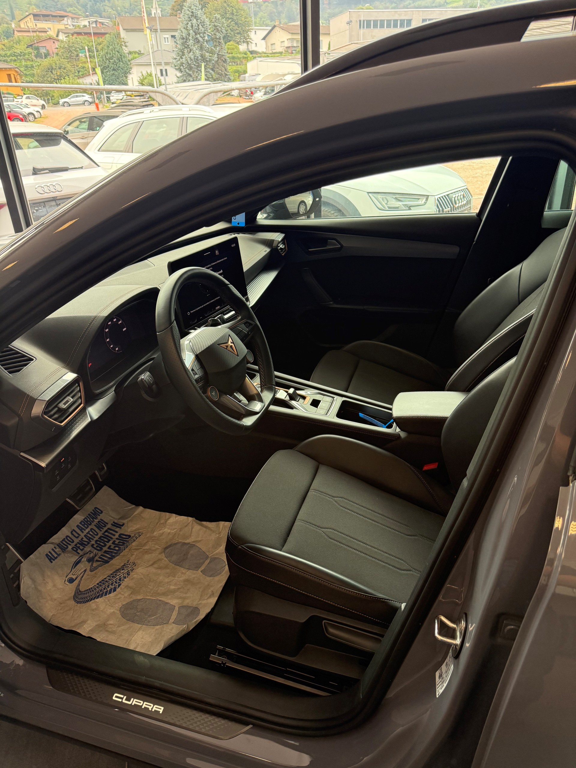 CUPRA Formentor 1.5 TSI DSG-image-6