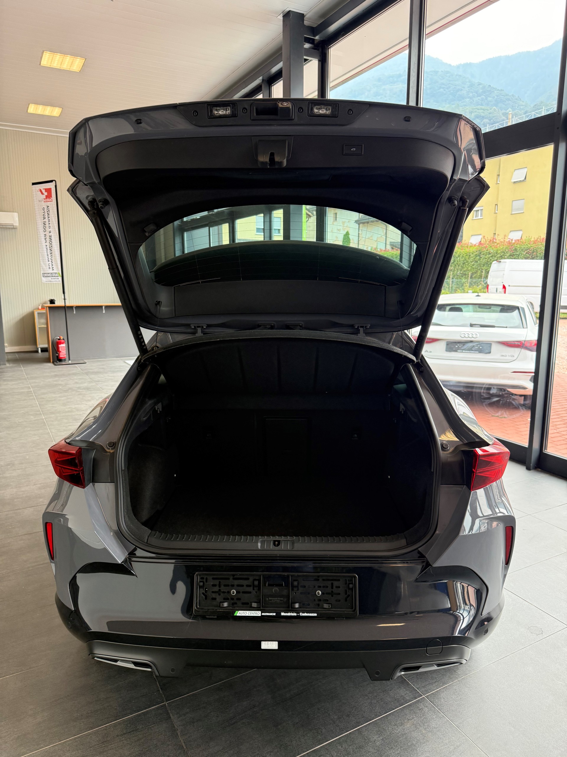 CUPRA Formentor 1.5 TSI DSG-image-4