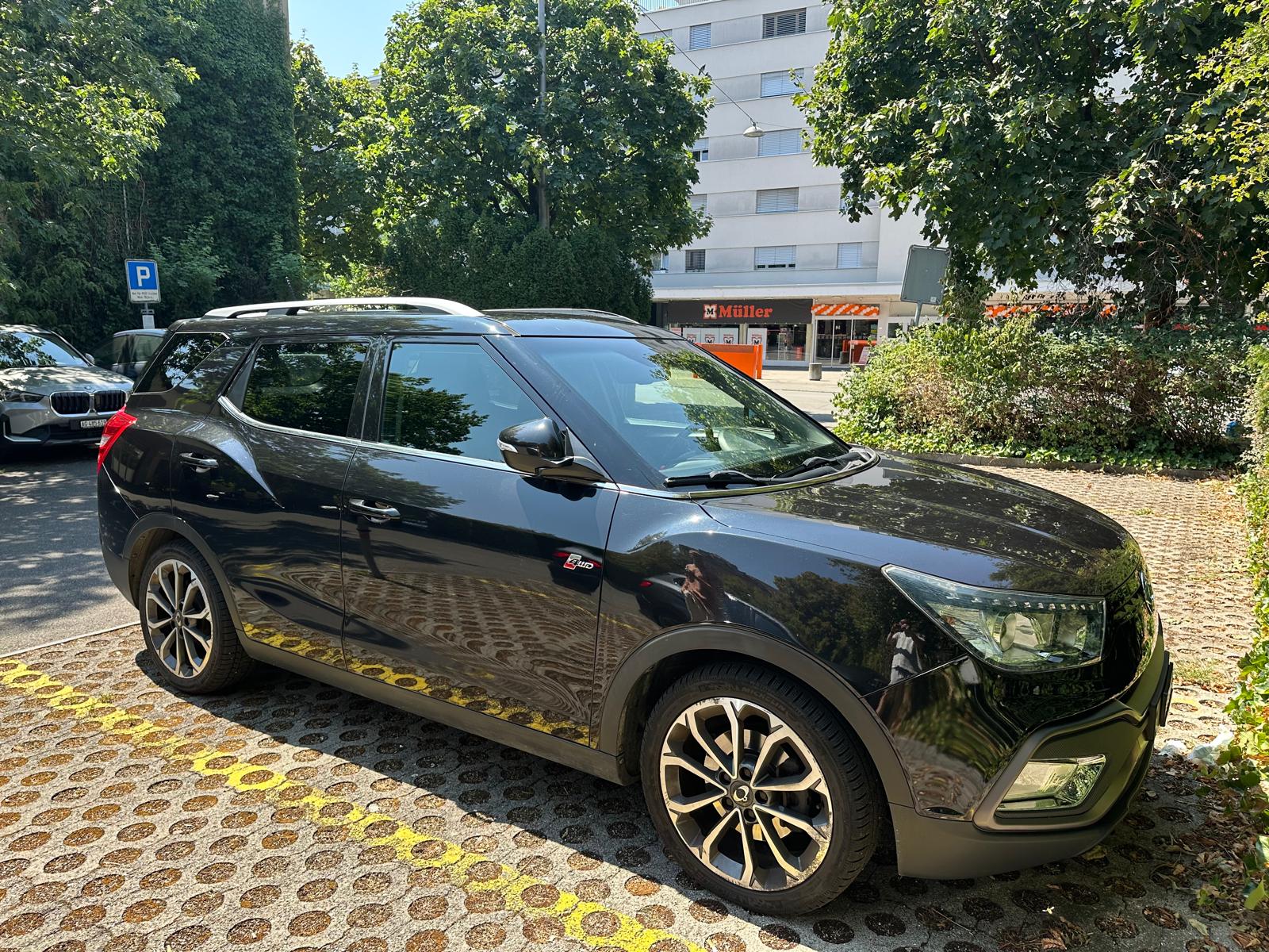 Car photo