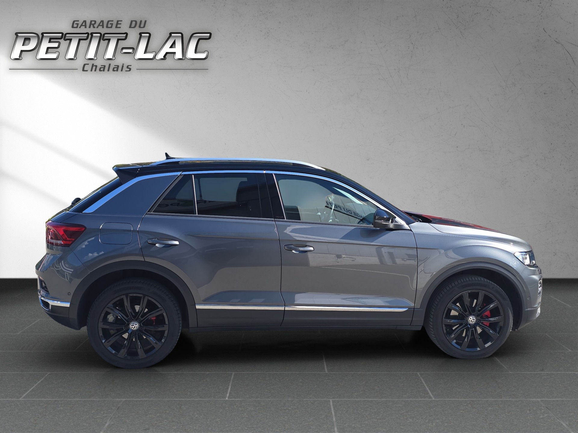 VW T-Roc 2.0 TSI Sport DSG 4Motion-image-2