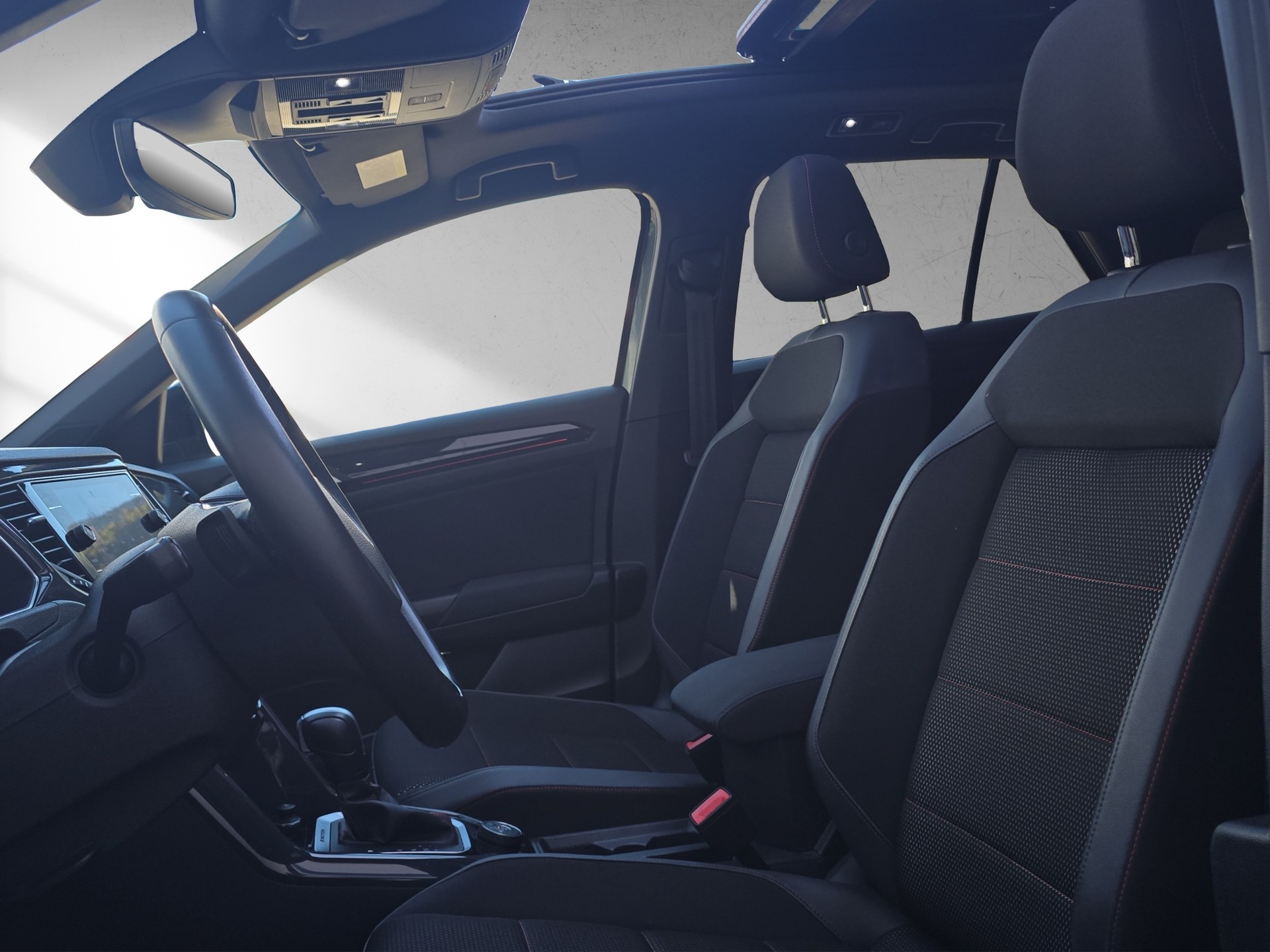 VW T-Roc 2.0 TSI Sport DSG 4Motion-image-9